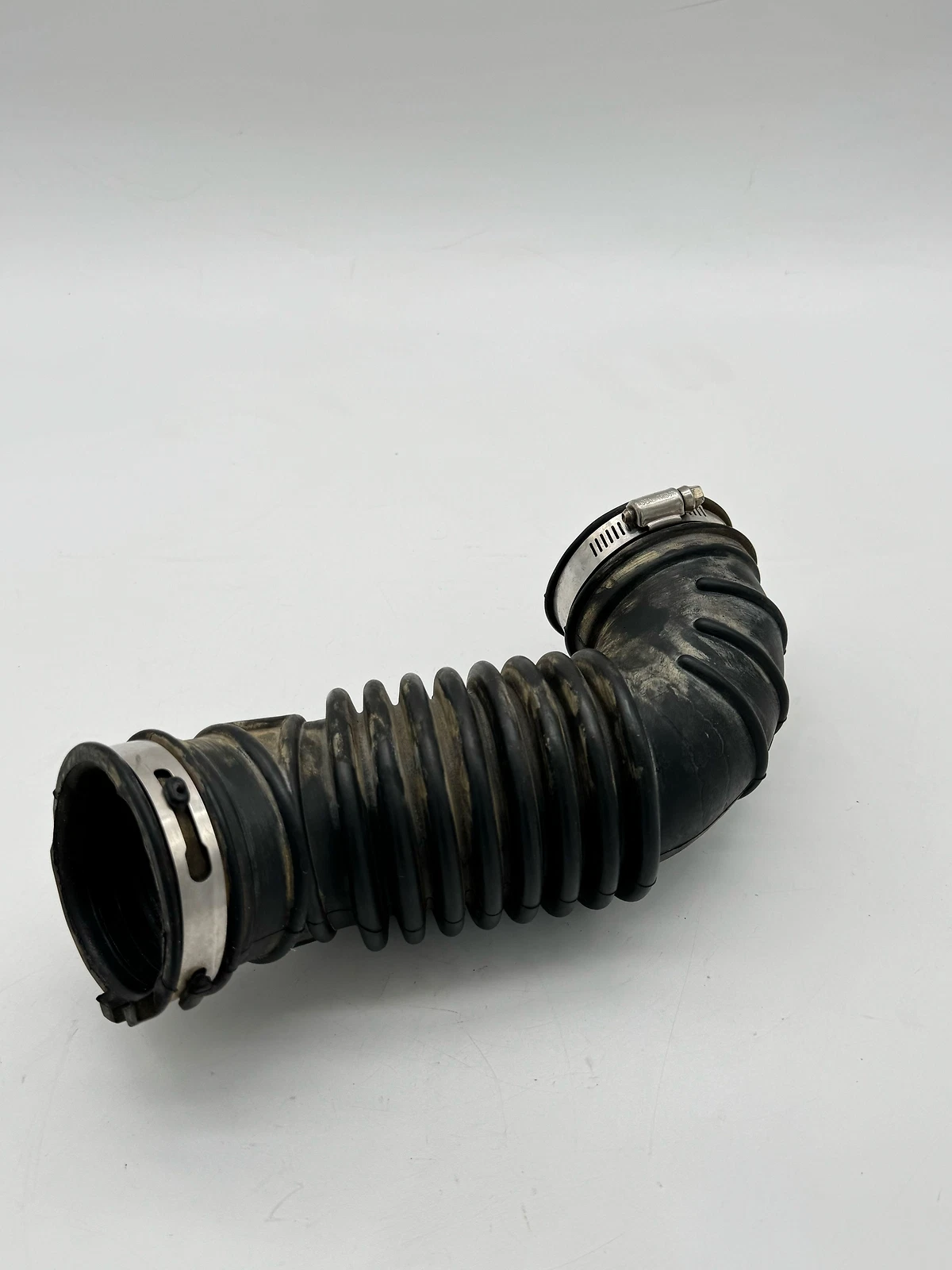 2012 - 2018 Chevrolet Sonic Air Cleaner Outlet Duct Assembly 1.8L 94537633 OEM - Image 6