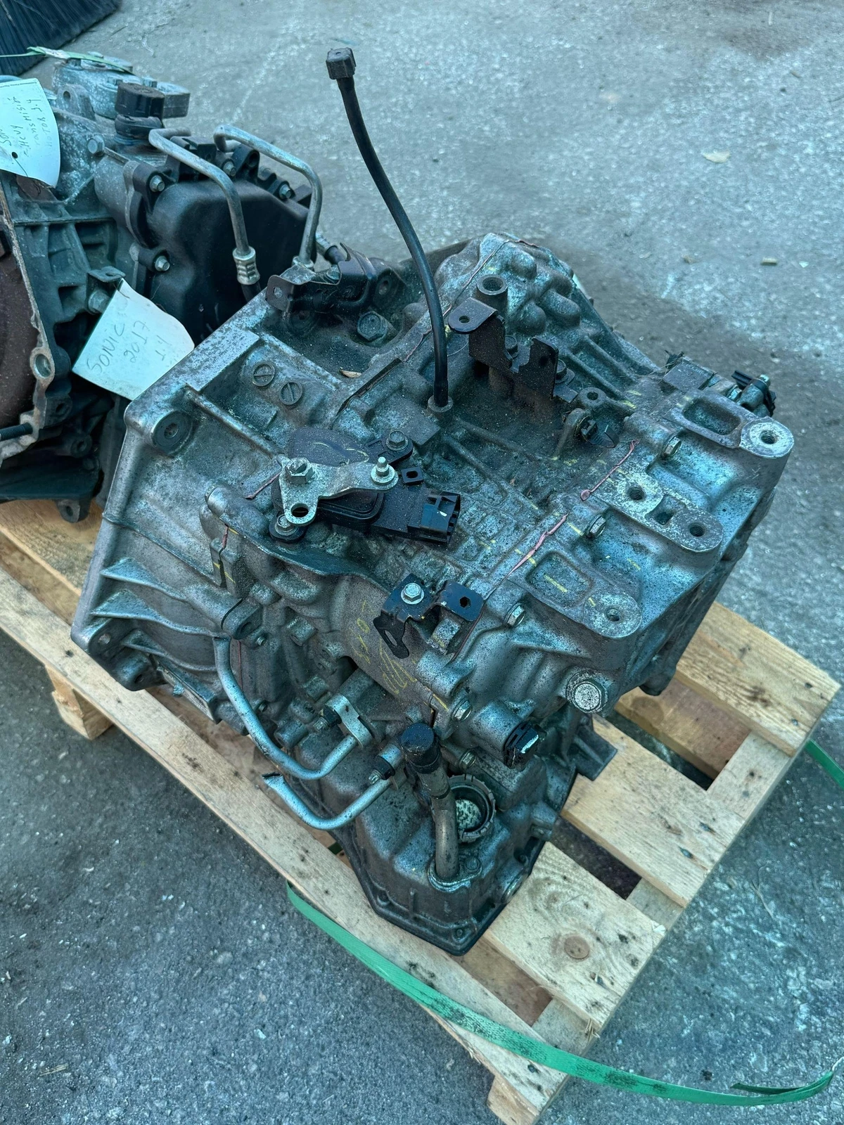 2018 CHEVROLET SPARK AUTOMATIC TRANSMISSION 1.4 OEM USED 87458 MILES - Image 2