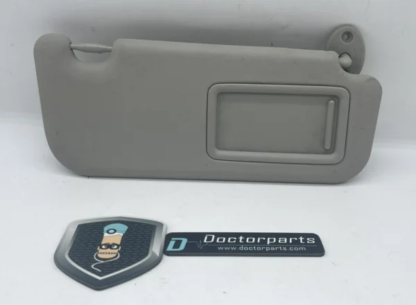 2017-2018 Toyota Corolla Passenger Sun Visor Mirror Right Sunvisor Gray RXKXJ