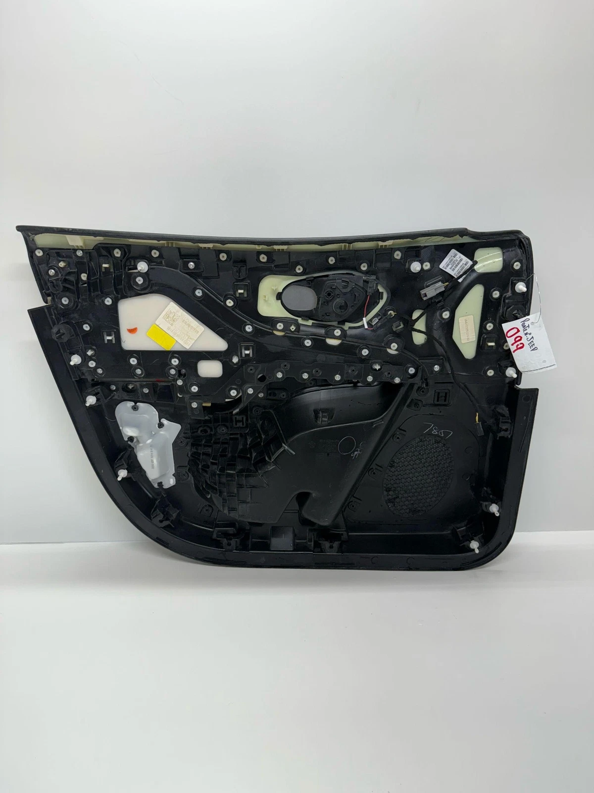 2014-2019 JEEP CHEROKEE RIGHT PASSENGER FRONT INTERIOR DOOR PANEL TRIM COVER - Image 5