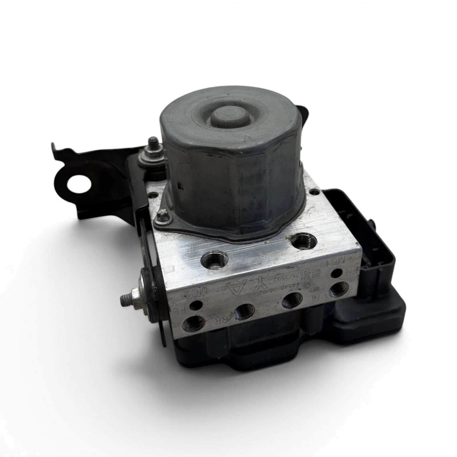 2015-2017 Toyota Camry Anti Lock Brake Pump Assembly ABS OEM, 44540 06180 - Image 3