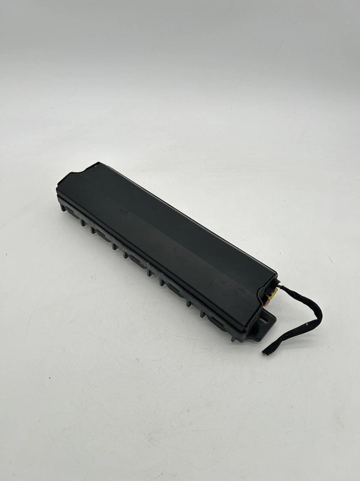 2013-2017 CADILLAC XTS LEFT DRIVER FRONT DASH KNEE BAG OEM - Image 4