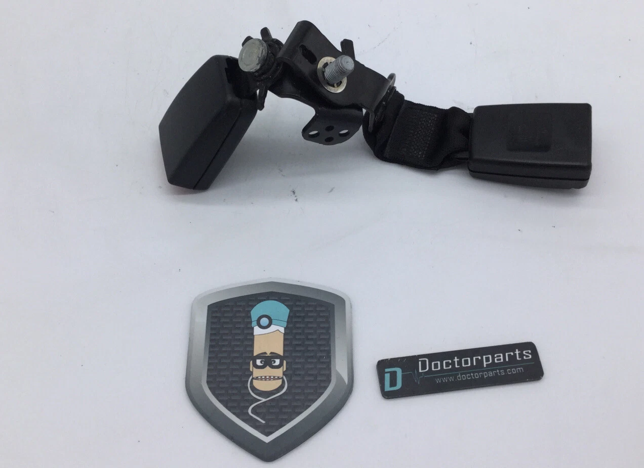2015-2018 MERCEDES W205 C250 C300 C350 REAR SEAT BELT BUCKLE SET OEM - Image 4