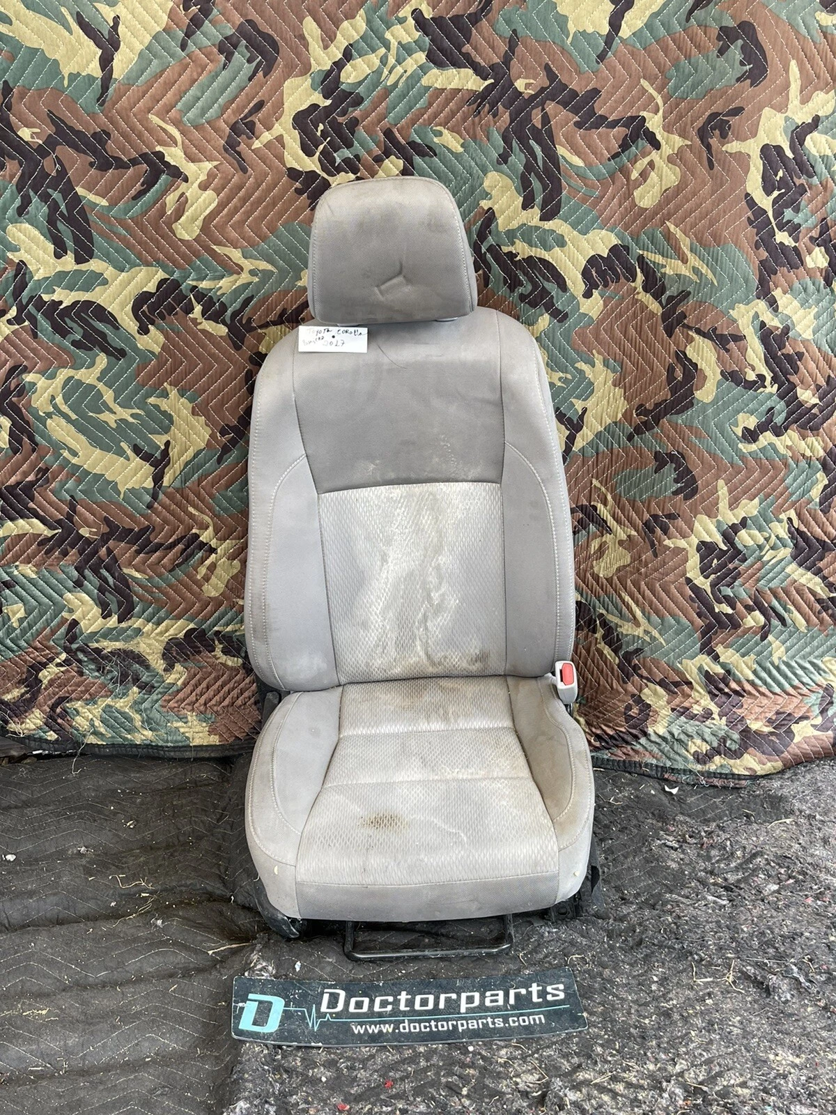 Passenger Front Bucket Seat Manual Fits 14 15 16 17 18 Toyota Corolla OEM