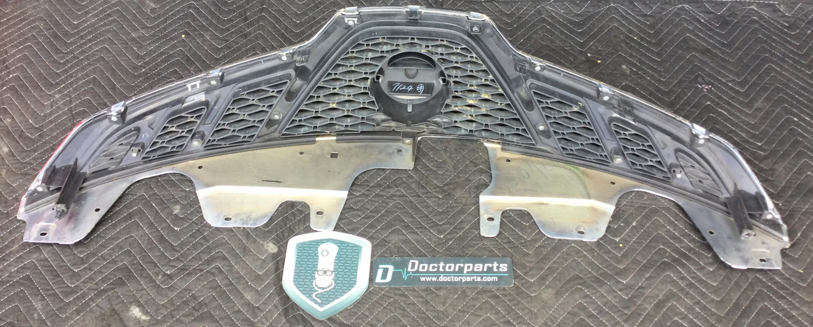 2011-2014 NISSAN MURANO FRONT GRILLE P/N 62310-1SZ0A OEM USED LOCAL PICKUP - Image 4
