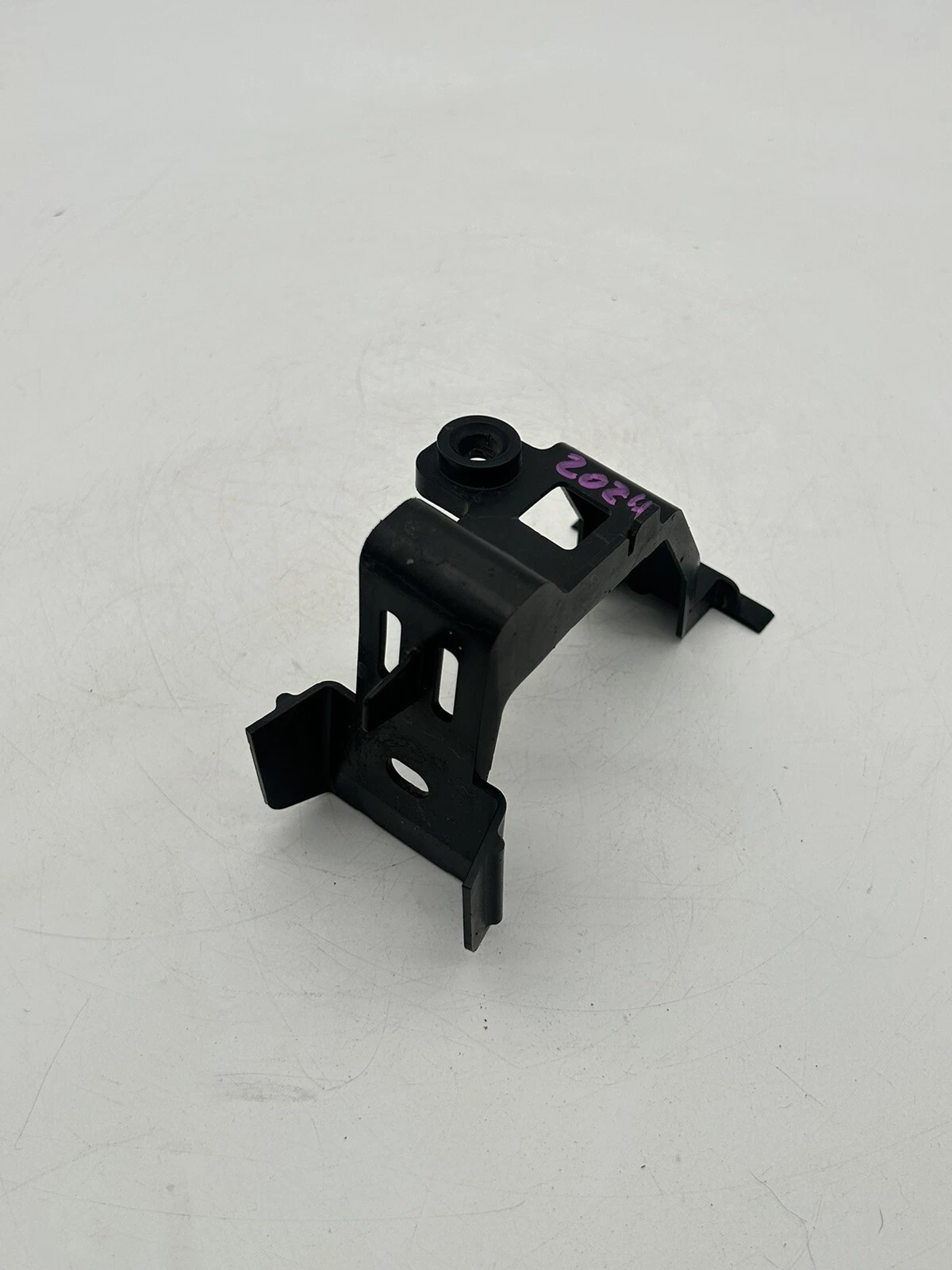 OEM 2016-2023 Mazda Mx-5 Miata (Rear) Bumper Retainer N243-50-2R2 - Image 5