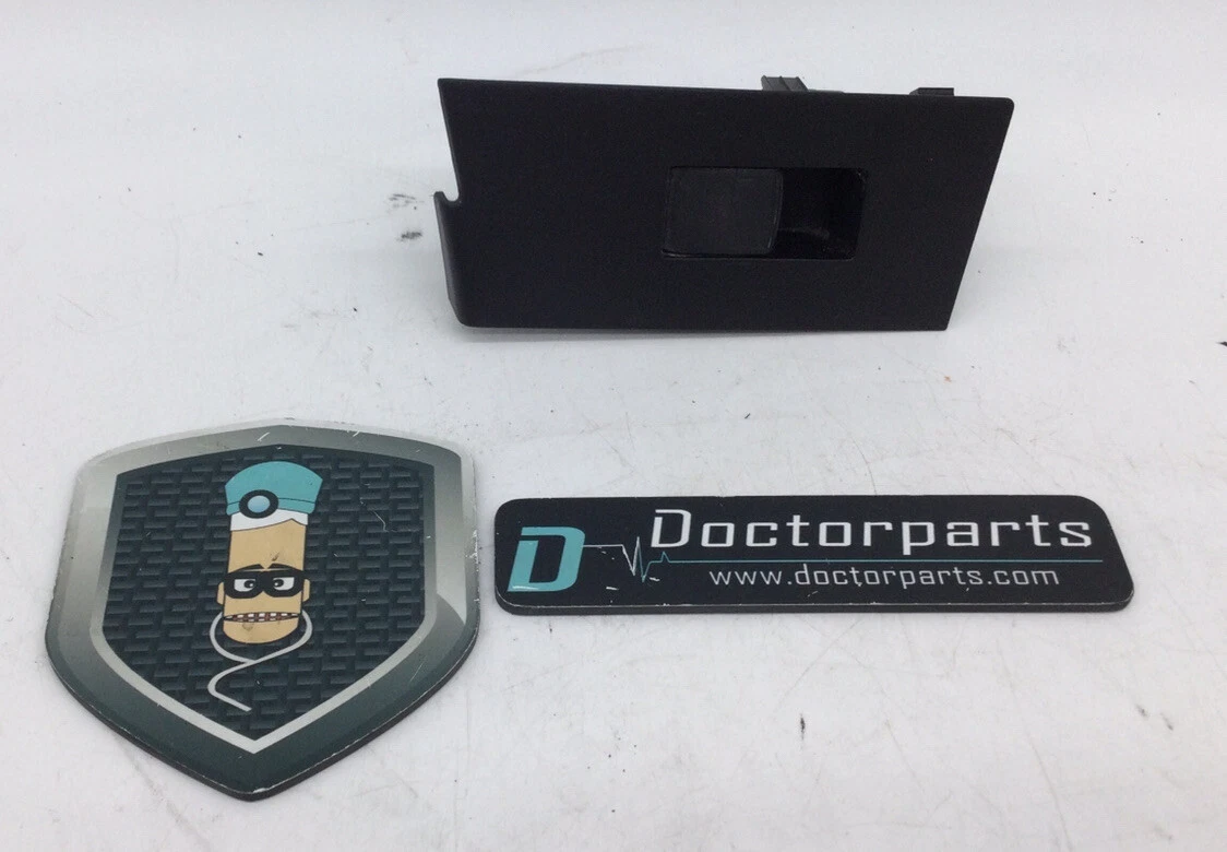 2014-2018 TOYOTA COROLLA REAR DOOR WINDOW SWITCH RH PASSENGER USED OEM - Image 2