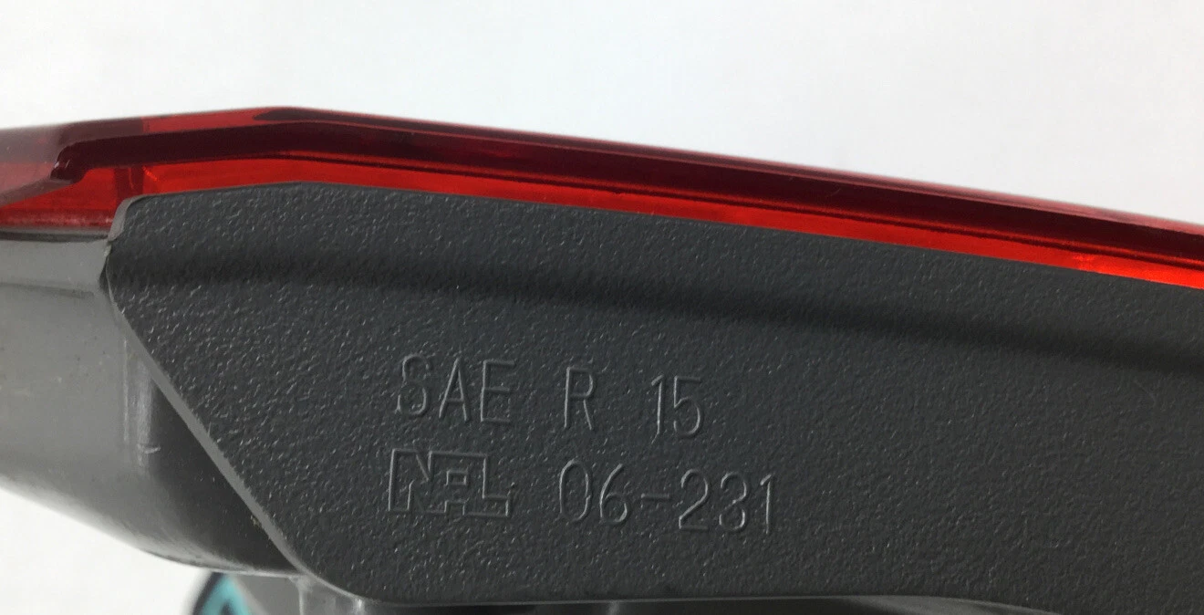 2015 2017 TOYOTA CAMRY REAR INNER TAILLIGHT RIGHT PASSENGER SIDE USED OEM 945235 - Image 7