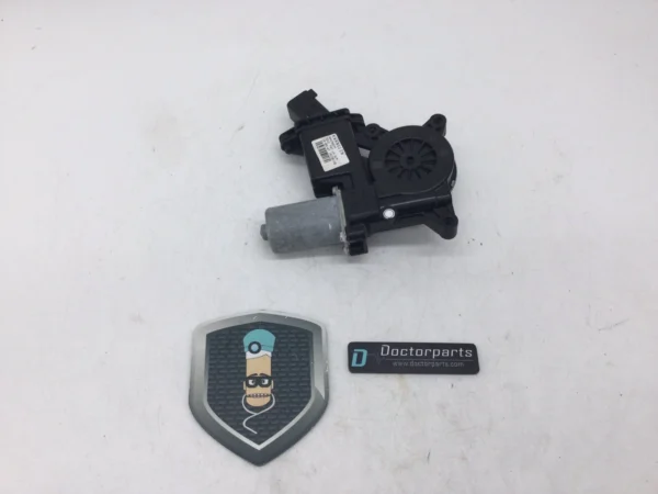 2018 - 2019 CHEVROLET EQUINOX FRONT DRIVER LEFT DOOR WINDOW REGULATOR OEM USED