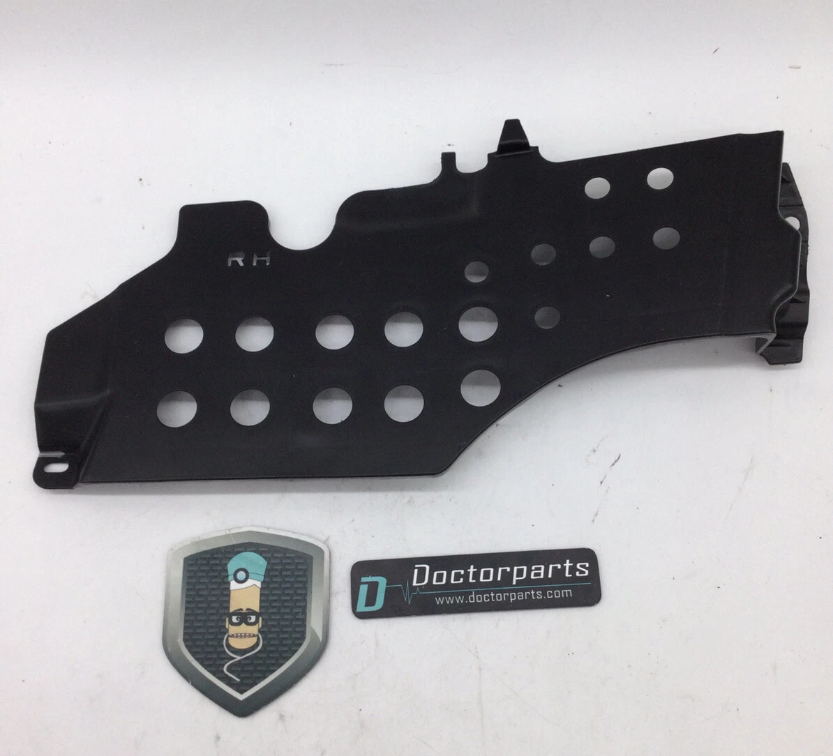 2012-2017 TOYOTA CAMRY RIGHT RH SIDE FLOOR CARPET BRACKET USED OEM