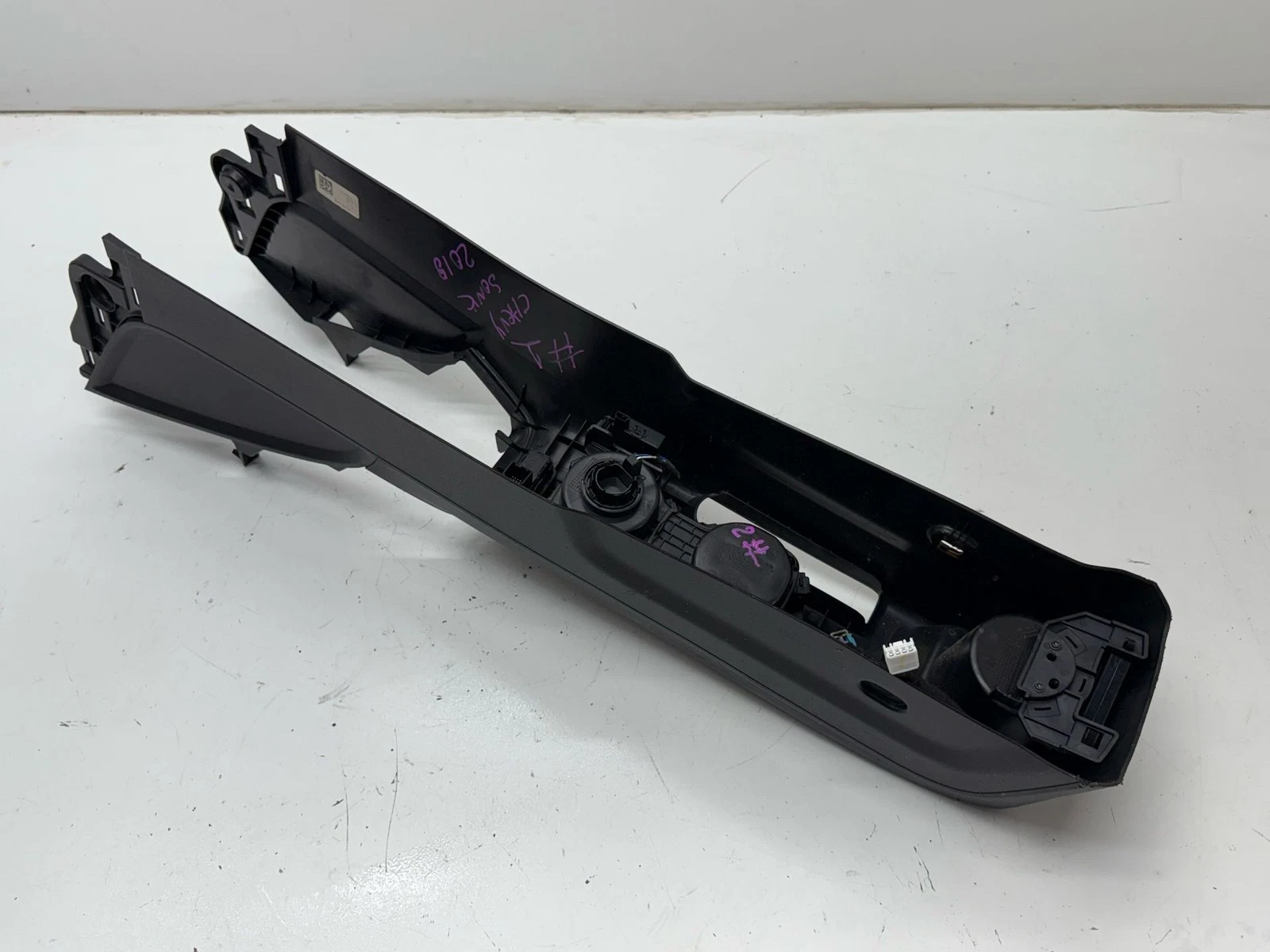 2017-2020 CHEVROLET SONIC CENTER CONSOLE BASE 42532293 SEDAN OEM - Image 8