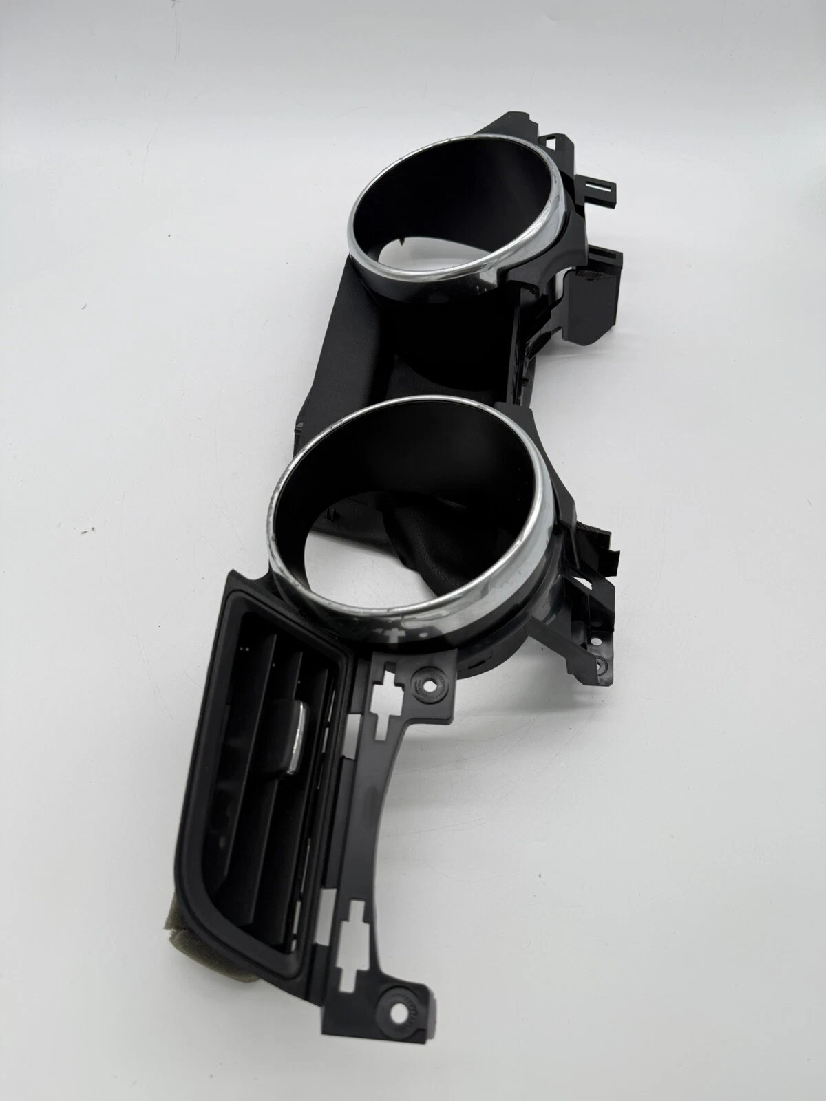 2018 - 2023 FORD MUSTANG RWD DASH LEFT AIR VENT SPEEDOMETER BEZEL OEM BLACK - Image 2
