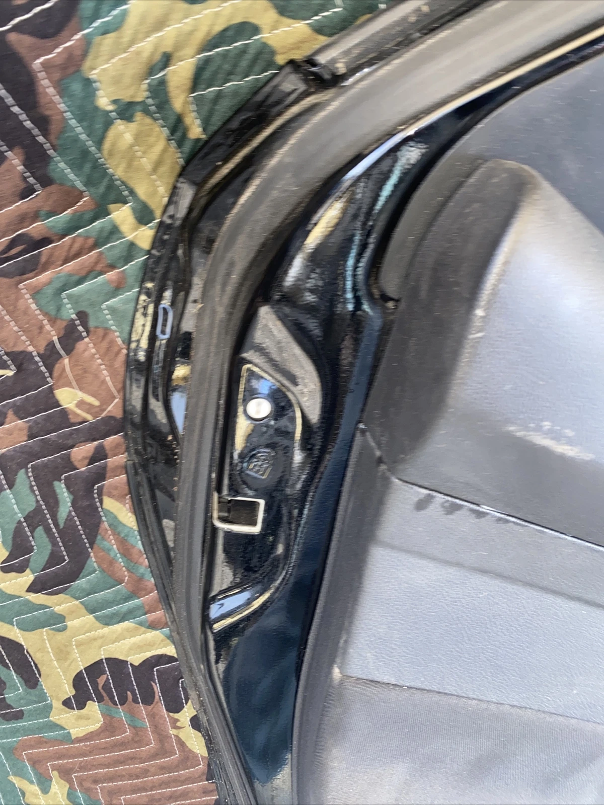 2013 - 2018 FORD FOCUS LEFT LH REAR DRIVER SIDE DOOR USED LOCAL PICK UP - Image 6