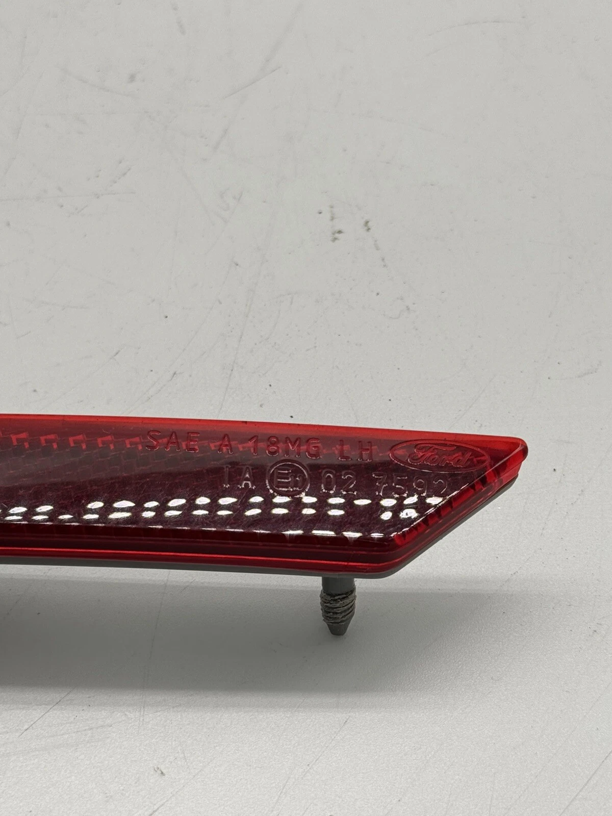 2018-2023 FORD MUSTANG LH REAR BUMPER REFLECTOR SIDE MARKER OEM JR3B17A849A - Image 3