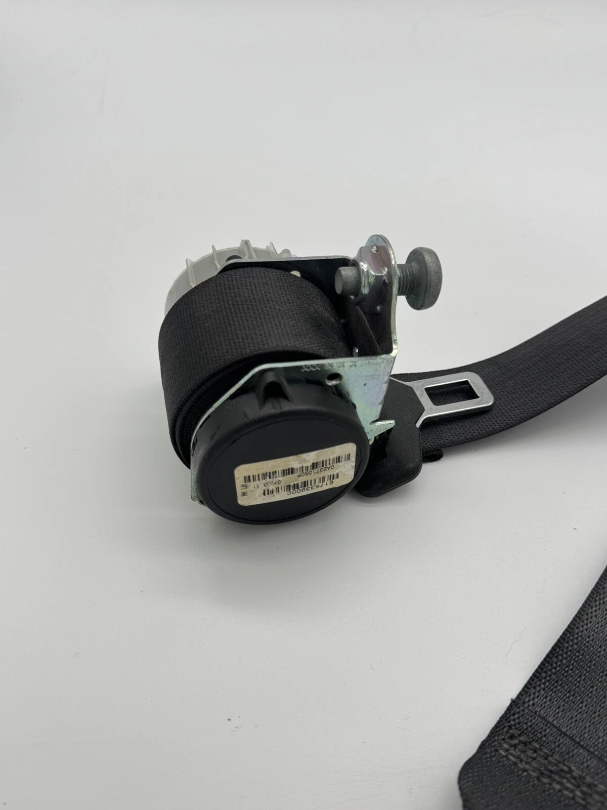 2011-2016 CHEVROLET CRUZE LH LEFT REAR DRIVER SEAT BELT RETRACTOR OEM - Image 4