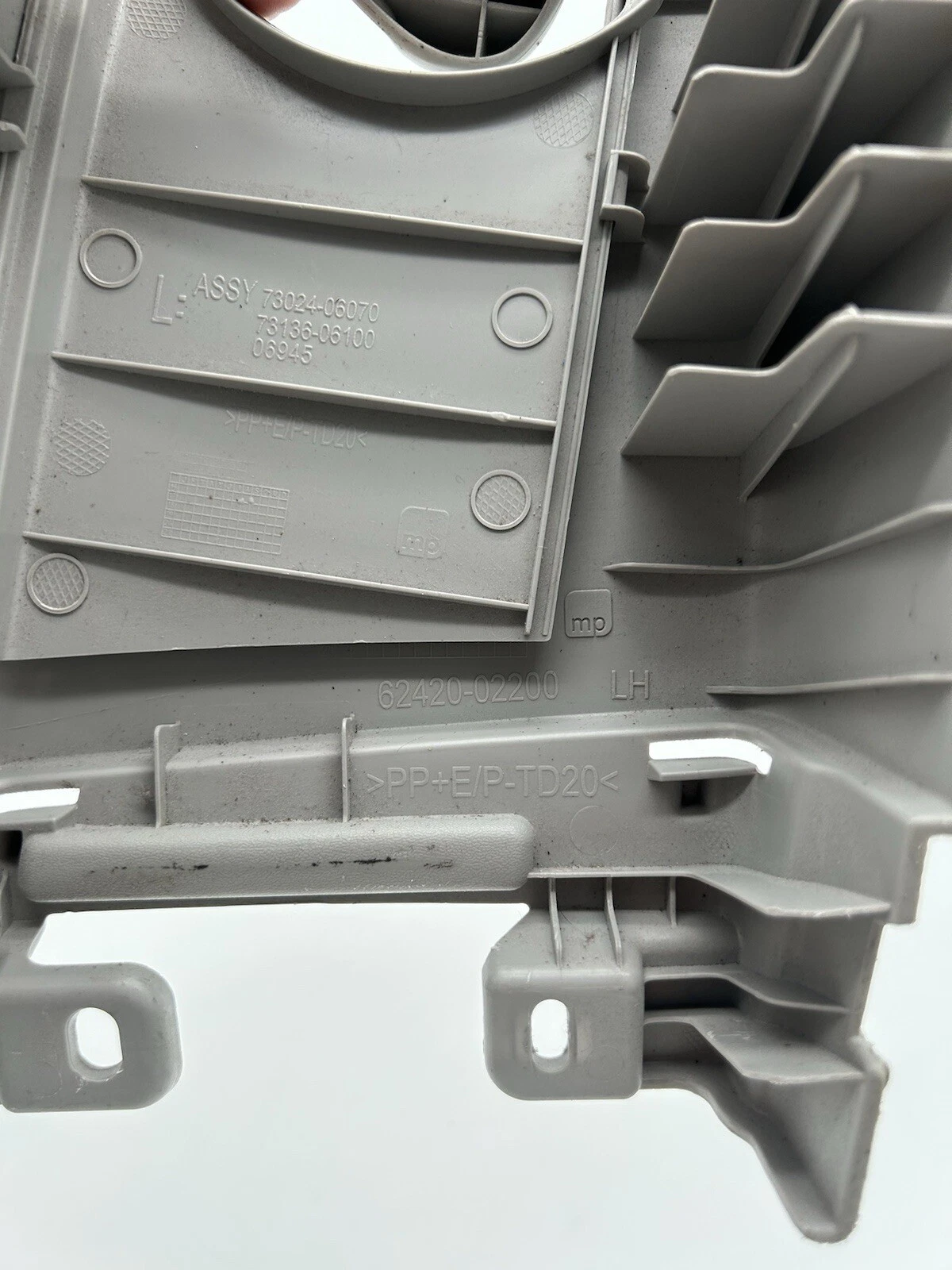 2017-2019 Toyota Corolla Sdn Left Side Upper Center Pillar Trim Gray 62420-02200 - Image 12