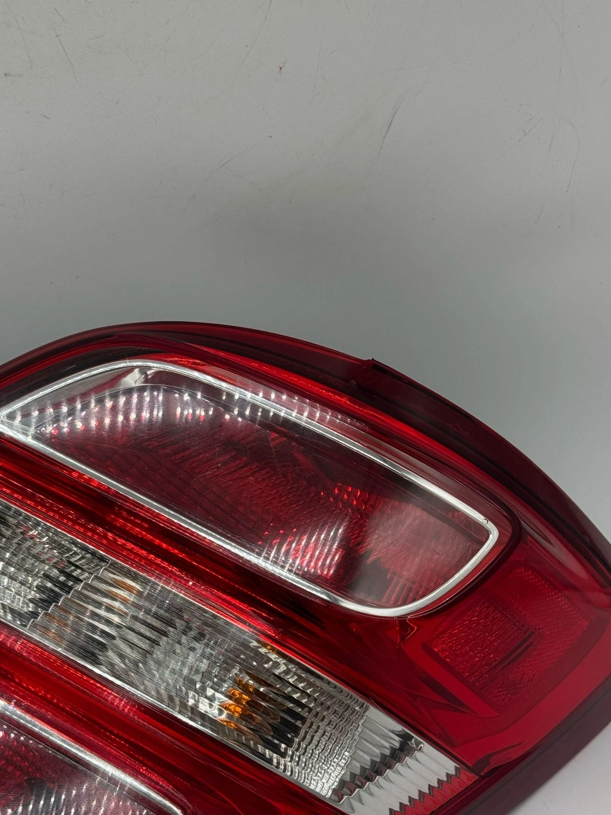2017-2019 CHEVROLET SONIC RH PASSENGER RH TAIL LIGHT SEDAN 94541490 OEM - Image 6