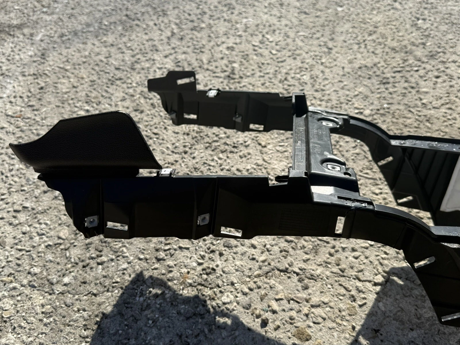2015-2020 Ford Mustang Coupe Front Center Console OEM GR3B 63045A06 BH3ZHE - Image 5