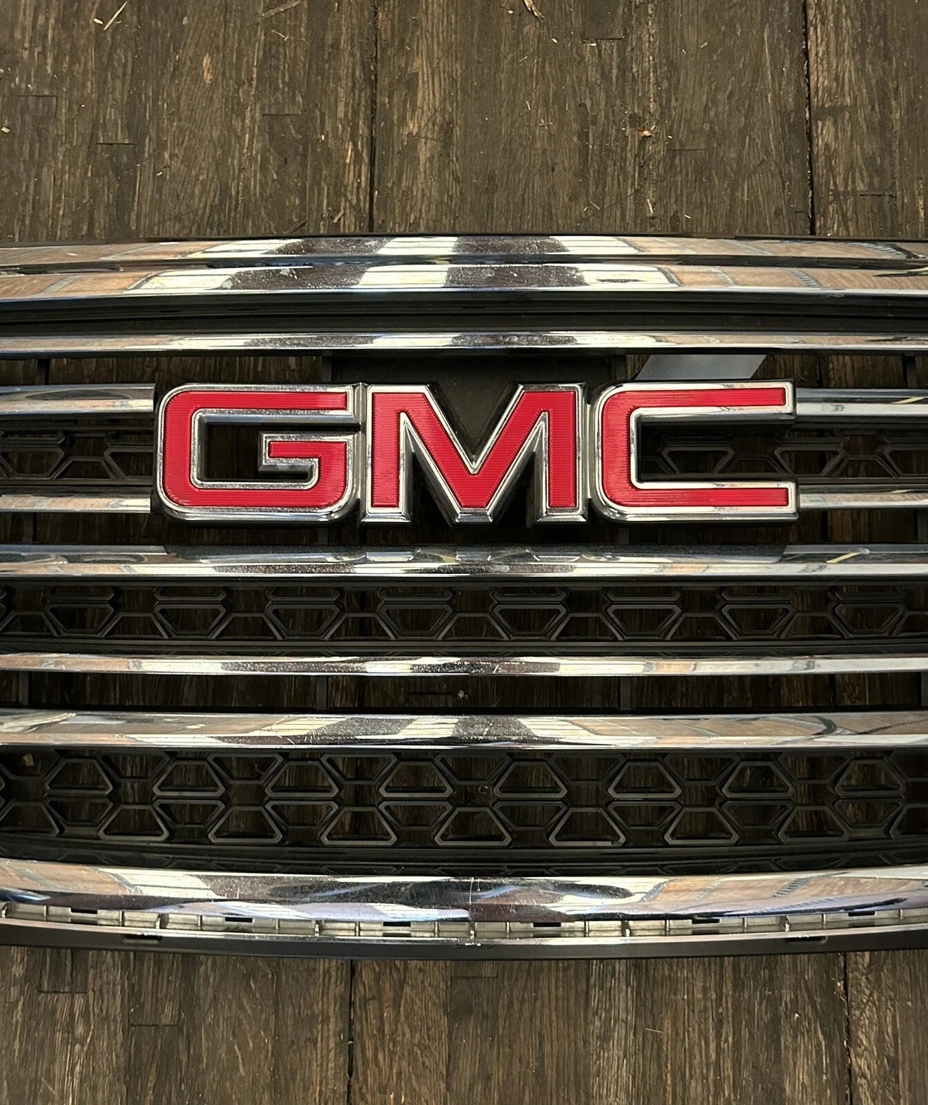 2017 2018 2019 GMC ACADIA SLT GRILLE NO CAMERA 84003226 OEM GRILLl GENUINE GMC - Image 9