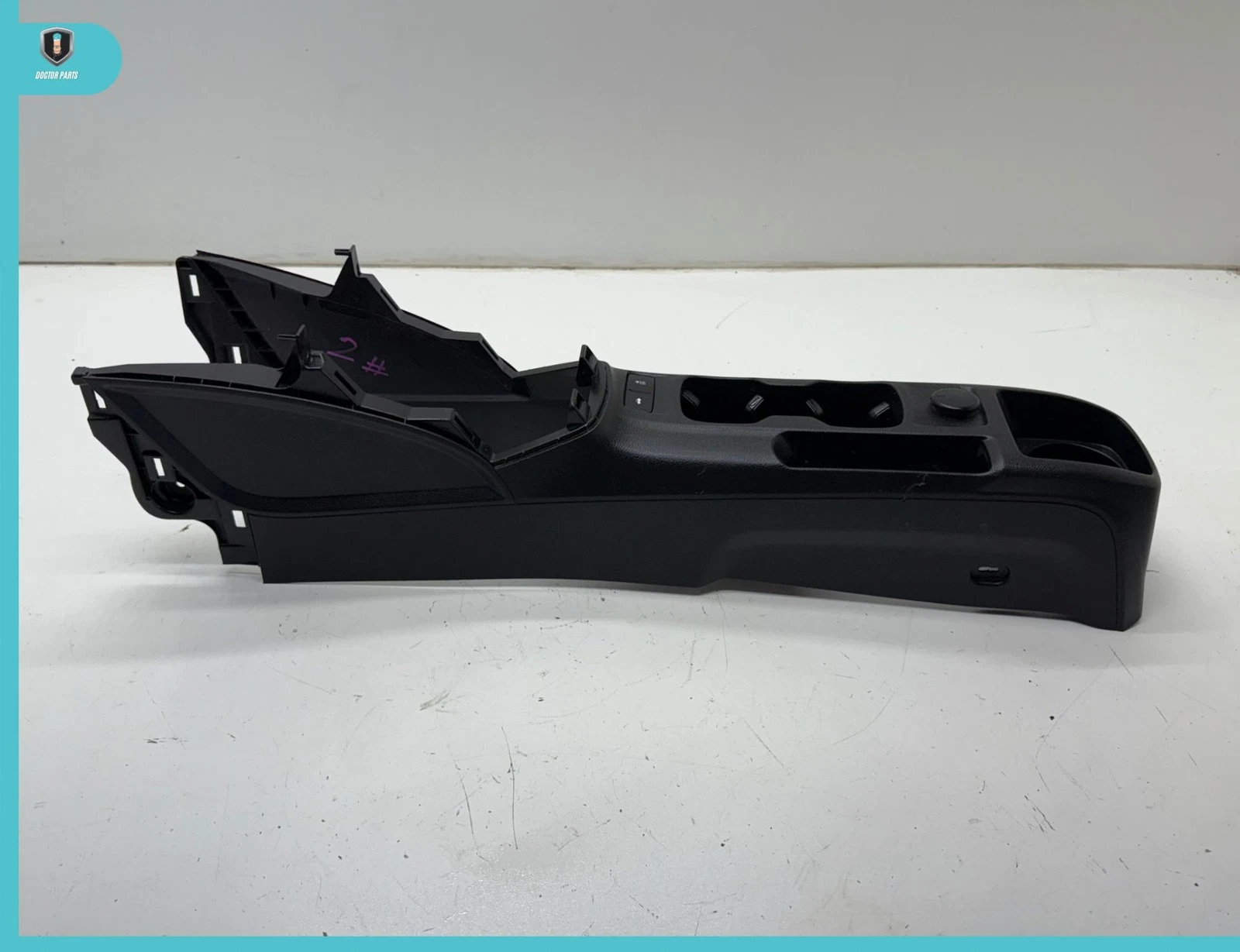 2017-2020 CHEVROLET SONIC CENTER CONSOLE BASE 42532293 SEDAN OEM