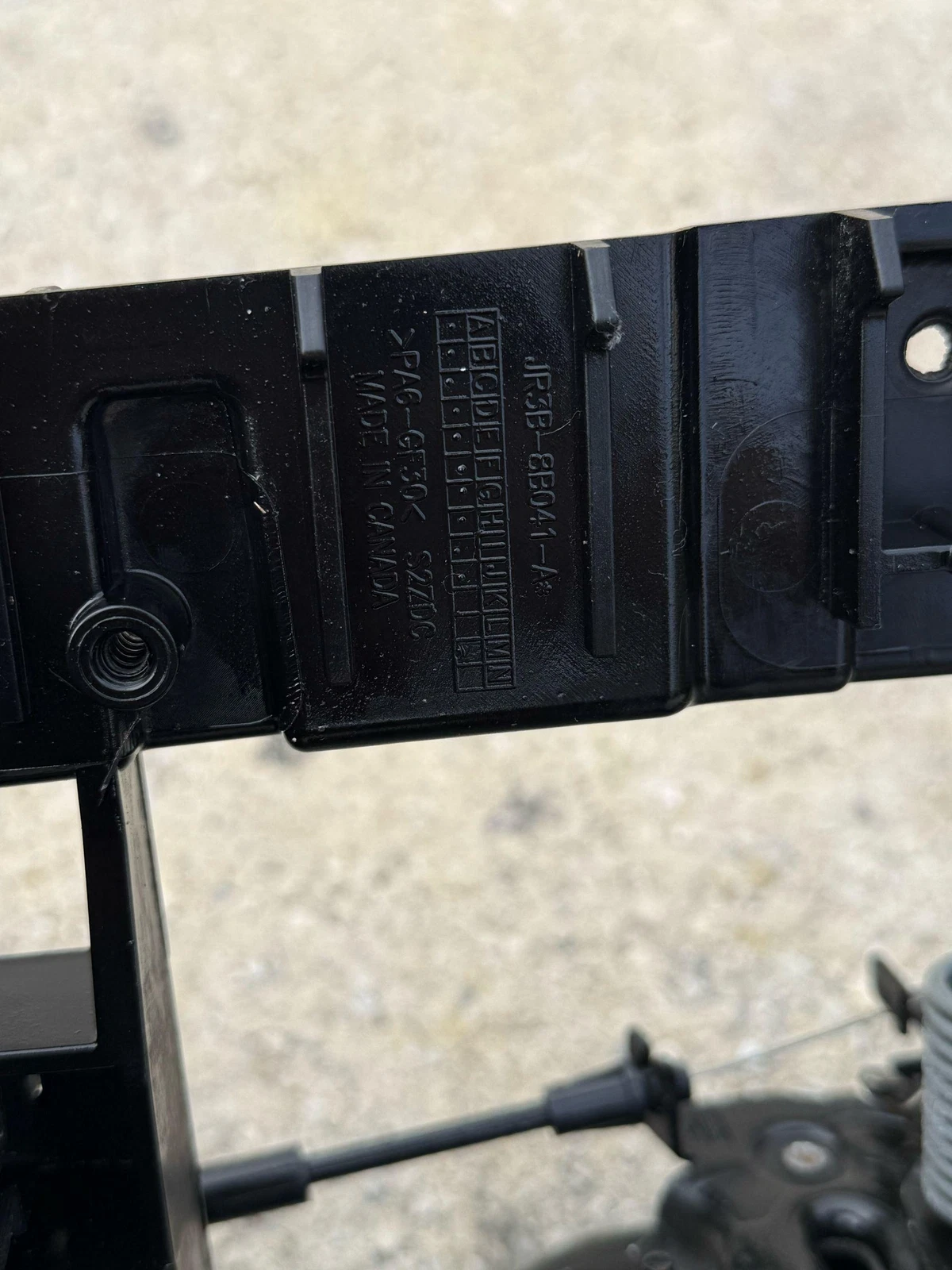 2018 - 2023 FORD MUSTANG FRONT RADIATOR UPPER TIE BAR REINFORCEMENT BRACKET OEM - Image 2