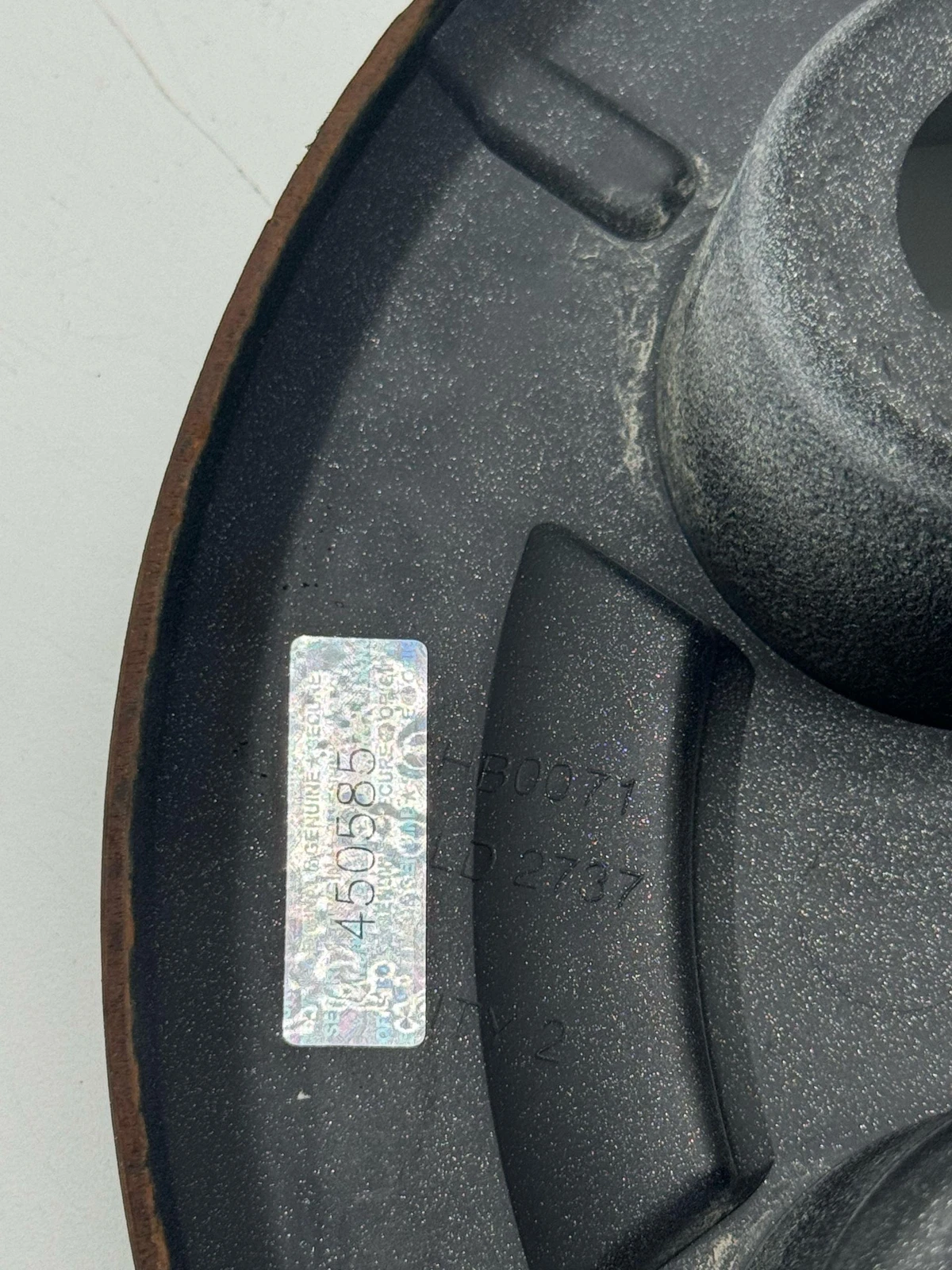 2018-2020 DODGE PROMASTER 2500 SILVER CENTER CAP OEM 68417597AA - Image 6