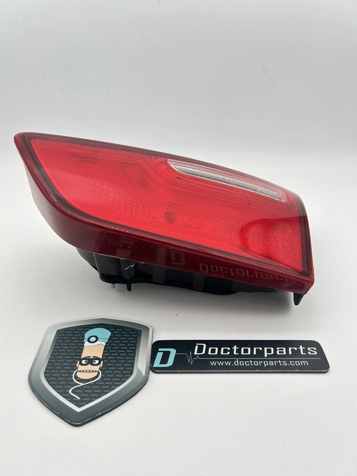 2014 2015 Kia Optima RH Inner Right Passenger Side Rear Tail Light OEM 92404 4C - Image 2