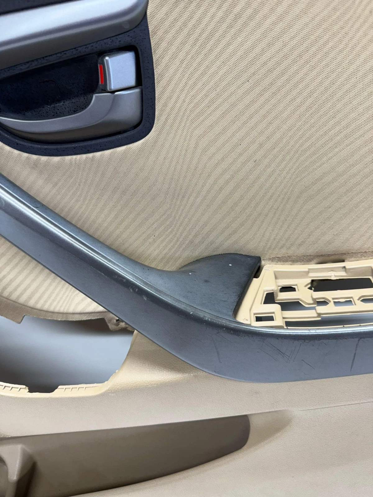 2013 HYUNDAI ELANTRA FRONT RH PASSENGER SIDE DOOR TRIM PANEL OEM - Image 7