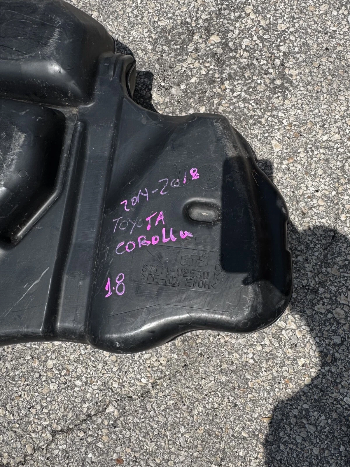 2014-2018 TOYOTA COROLLA SEDAN FUEL TANK ASSEMBLY OEM S7111-02590 - Image 8