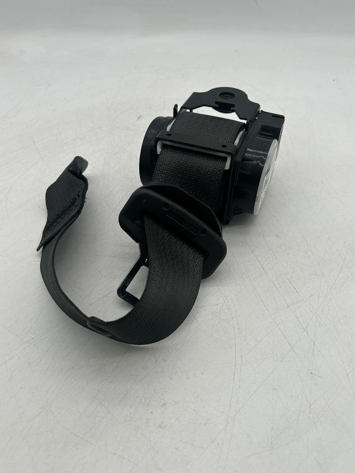 2018-2020 CHEVROLET SPARK REAR RIGHT PASSENGER SIDE SEAT BELT RETRACTOR 42589893 - Image 8