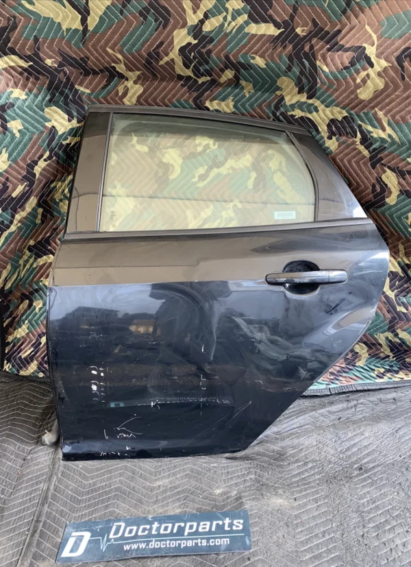2013 - 2018 FORD FOCUS LEFT LH REAR DRIVER SIDE DOOR USED LOCAL PICK UP
