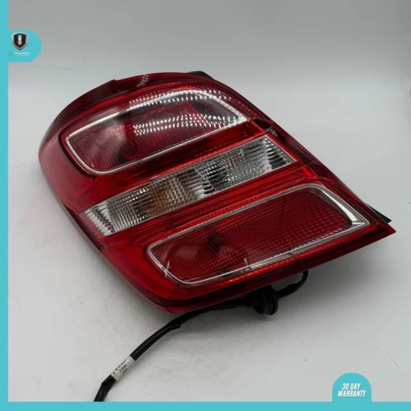 2017-2019 CHEVROLET SONIC LH DRIVER LEFT TAIL LIGHT SEDAN 94541489 OEM