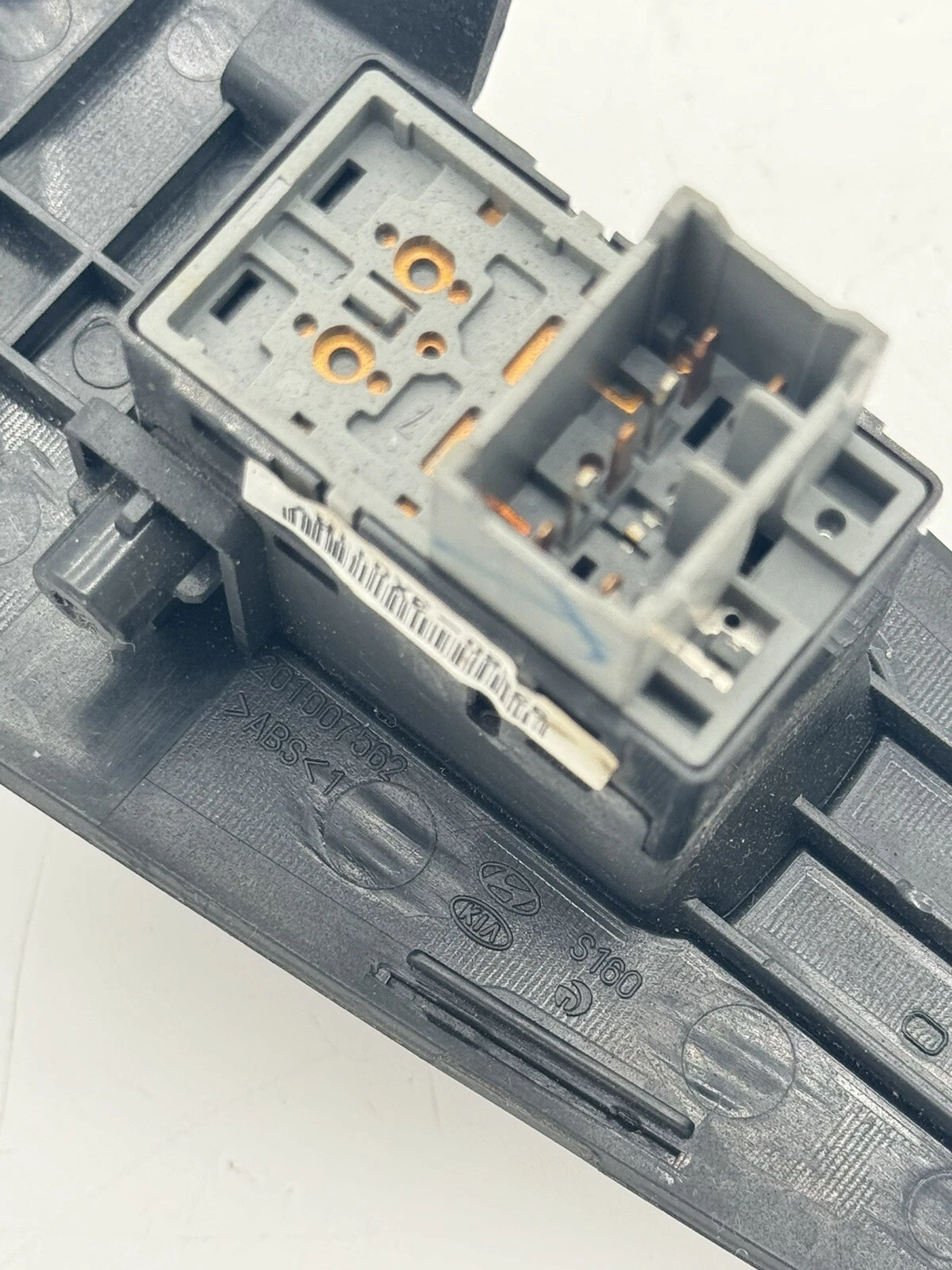 2011-2013 Hyundai Elantra Sedan Rear Left Window Switch Bezel Trim 201007562 OEM - Image 9