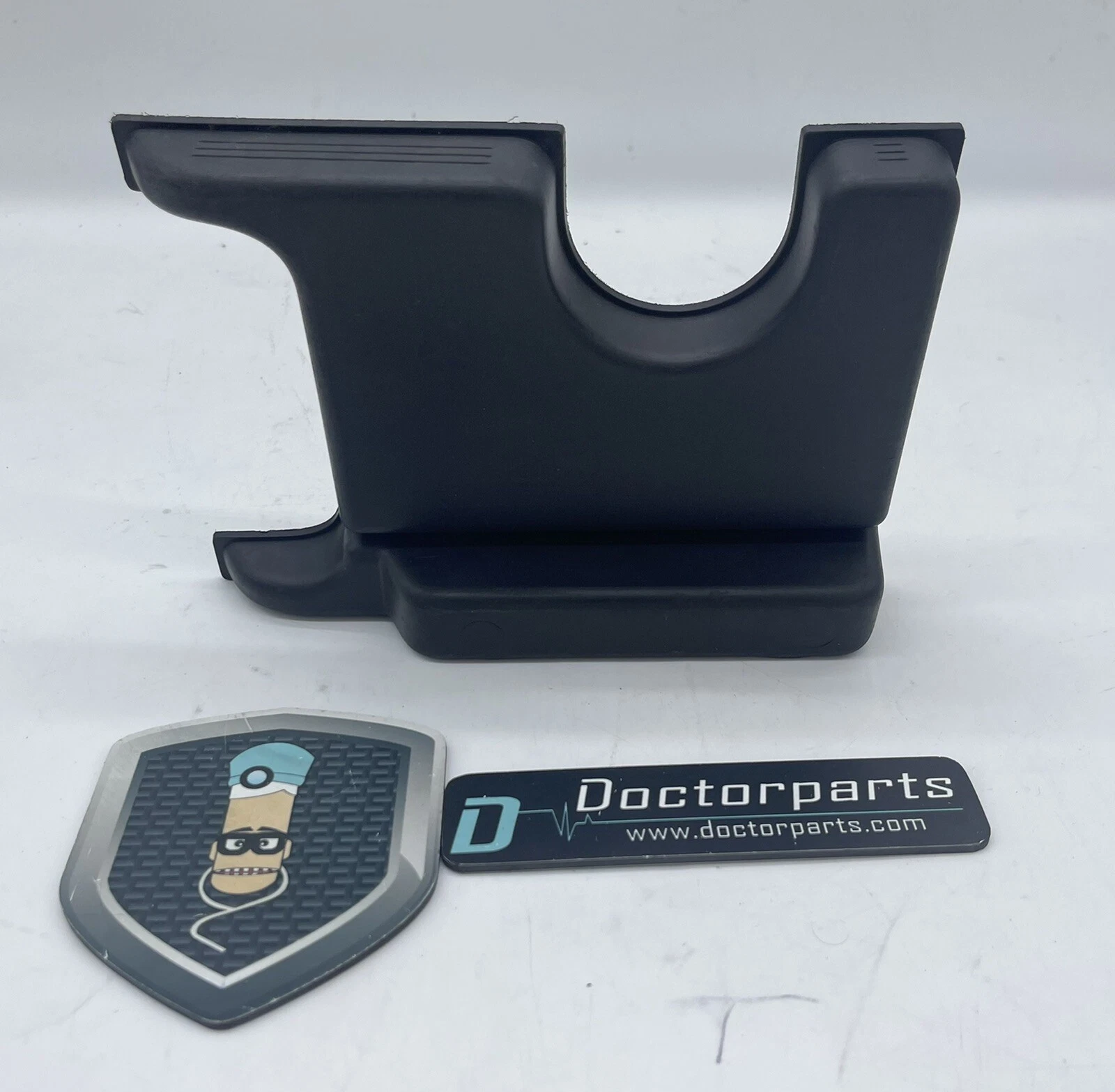 2015 - 2022 DODGE CHARGER FRONT CENTER CONSOLE TRAY RUBBER MAT OEM 68233671AB - Image 2