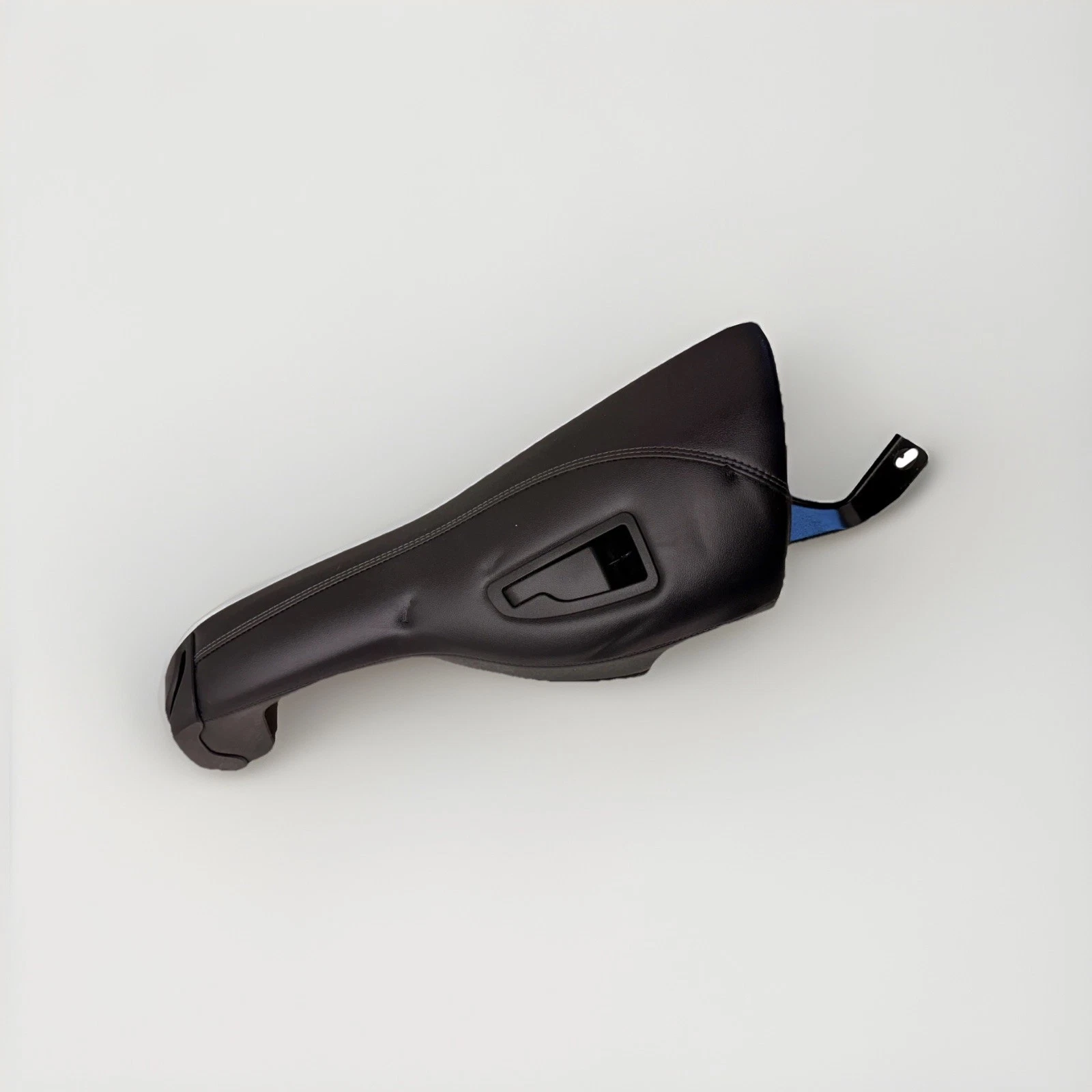 2015-2019 Subaru Outback Rear Left Seat Bolster With Handle OEM, G4155402 - Image 2