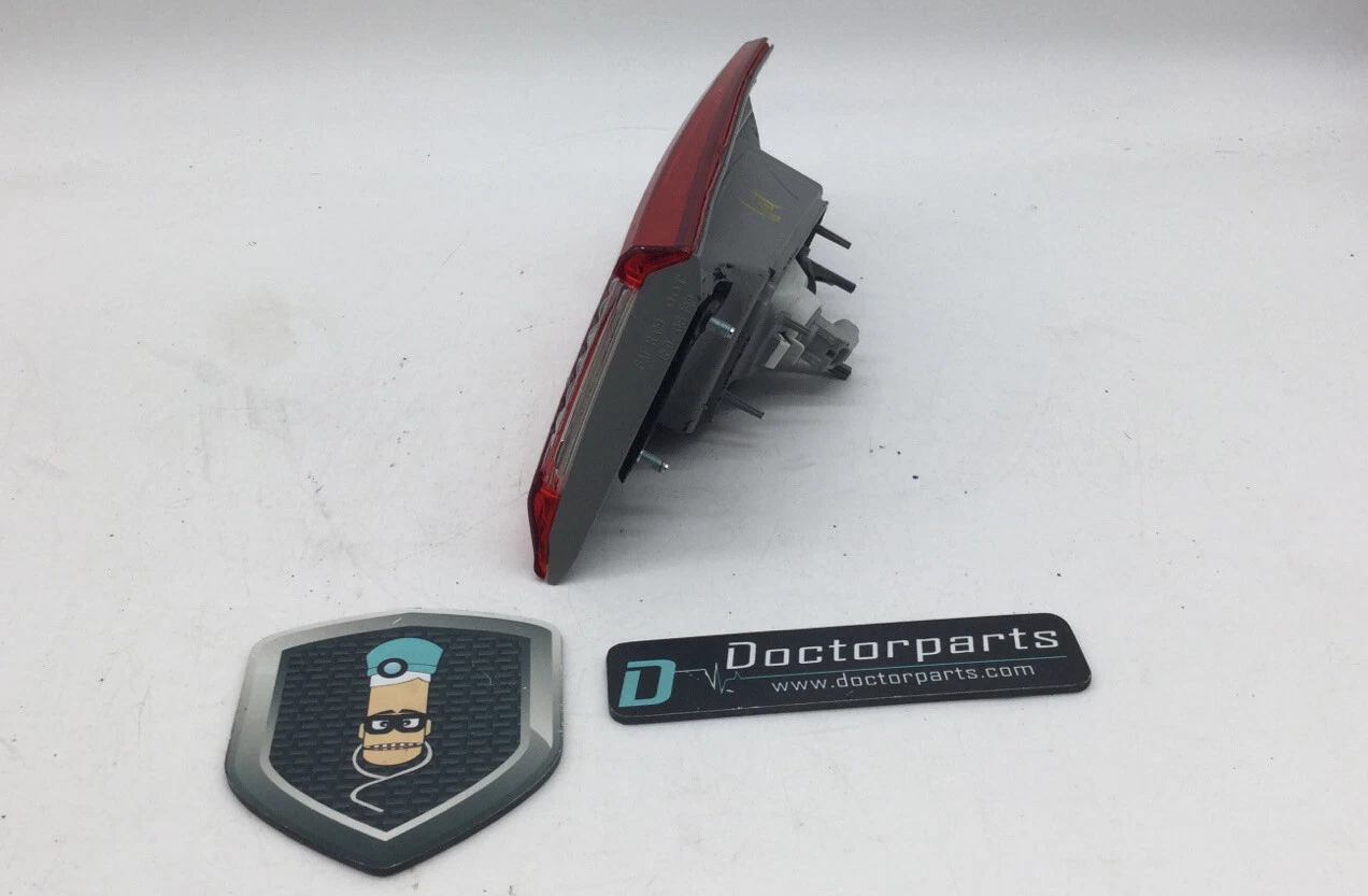 2012-2014 TOYOTA CAMRY REAR LEFT SIDE REAR DRIVER INNER TAILLIGHT LAMP OEM - Image 2