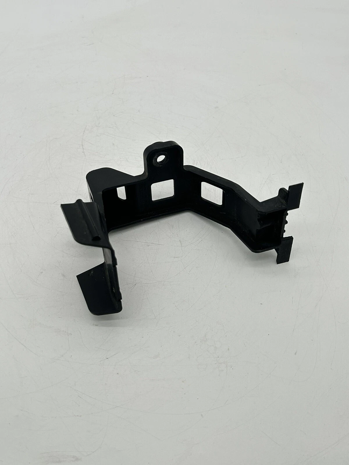 OEM Mazda 2016-2021 MX-5 Miata Rear Right Bumper Retainer N243-50-2R1 - Image 7