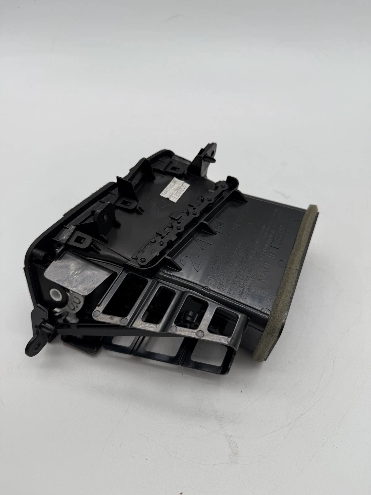 2015 - 2018 CHEVROLET SILVERADO 1500 RIGHT DASH AIR VENT 20943683 OEM - Image 8