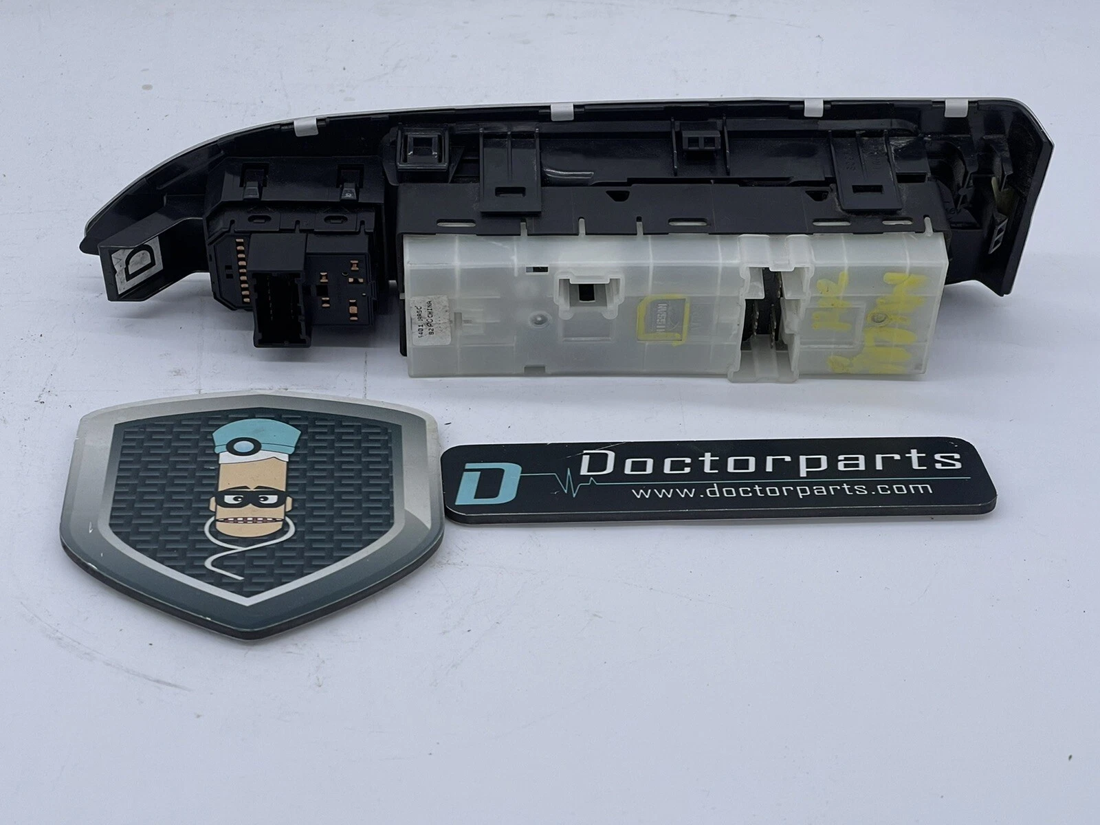 2009 - 2014 NISSAN MURANO LEFT FRONT DRIVER MASTER WINDOW SWITCH OEM 25401-1AA0B - Image 2