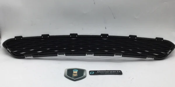 2015-2017 NISSAN ROGUE OEM FRONT BUMPER LOWER GRILLE 622544BA0A USED OEM