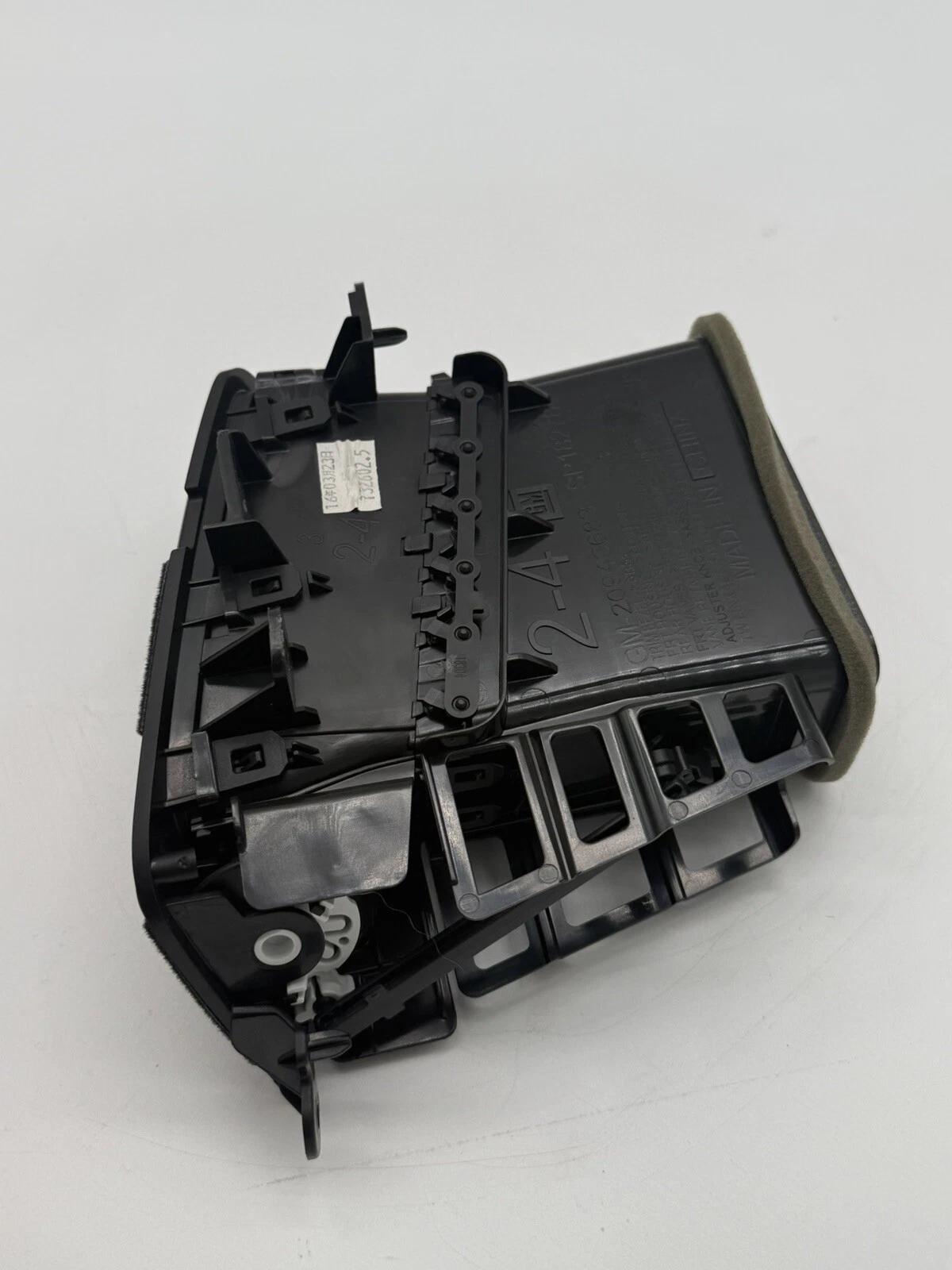 2015 - 2018 CHEVROLET SILVERADO 1500 RIGHT DASH AIR VENT 20943683 OEM - Image 12