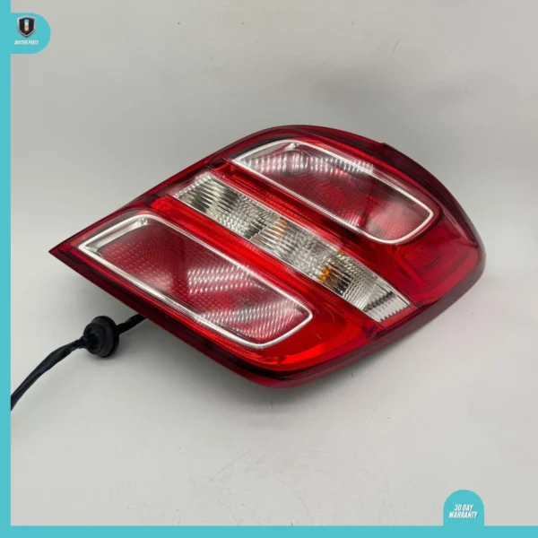 2017-2019 CHEVROLET SONIC RH PASSENGER RH TAIL LIGHT SEDAN 94541490 OEM