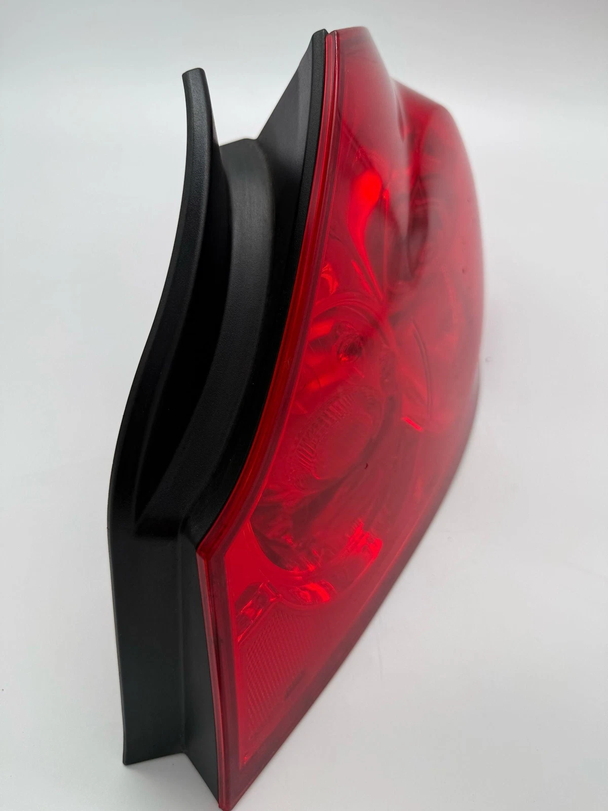 2010-2013 INFINITI G37 SEDAN RIGHT PASSENGER SIDE TAILLIGHT LAMP OEM RH - Image 12