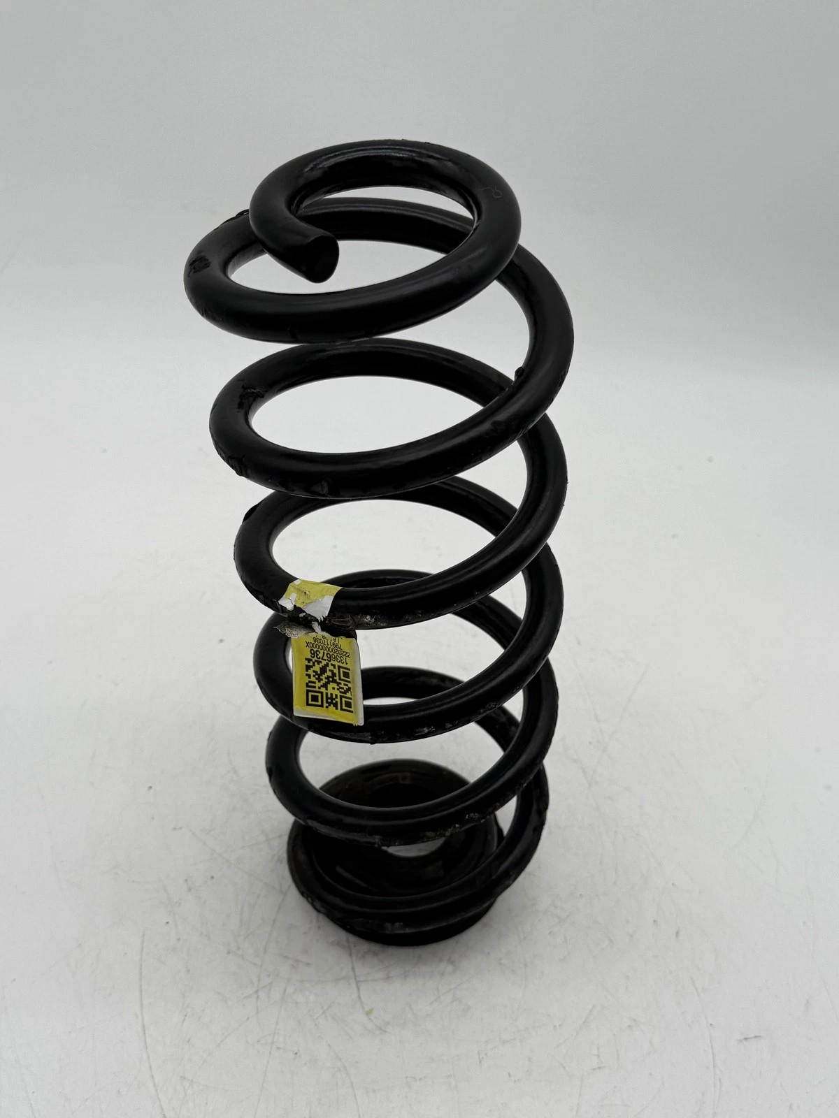 2016-2019 Chevrolet Chevy Cruze Rear Suspension Coil Spring 13366736 OEM - Image 2