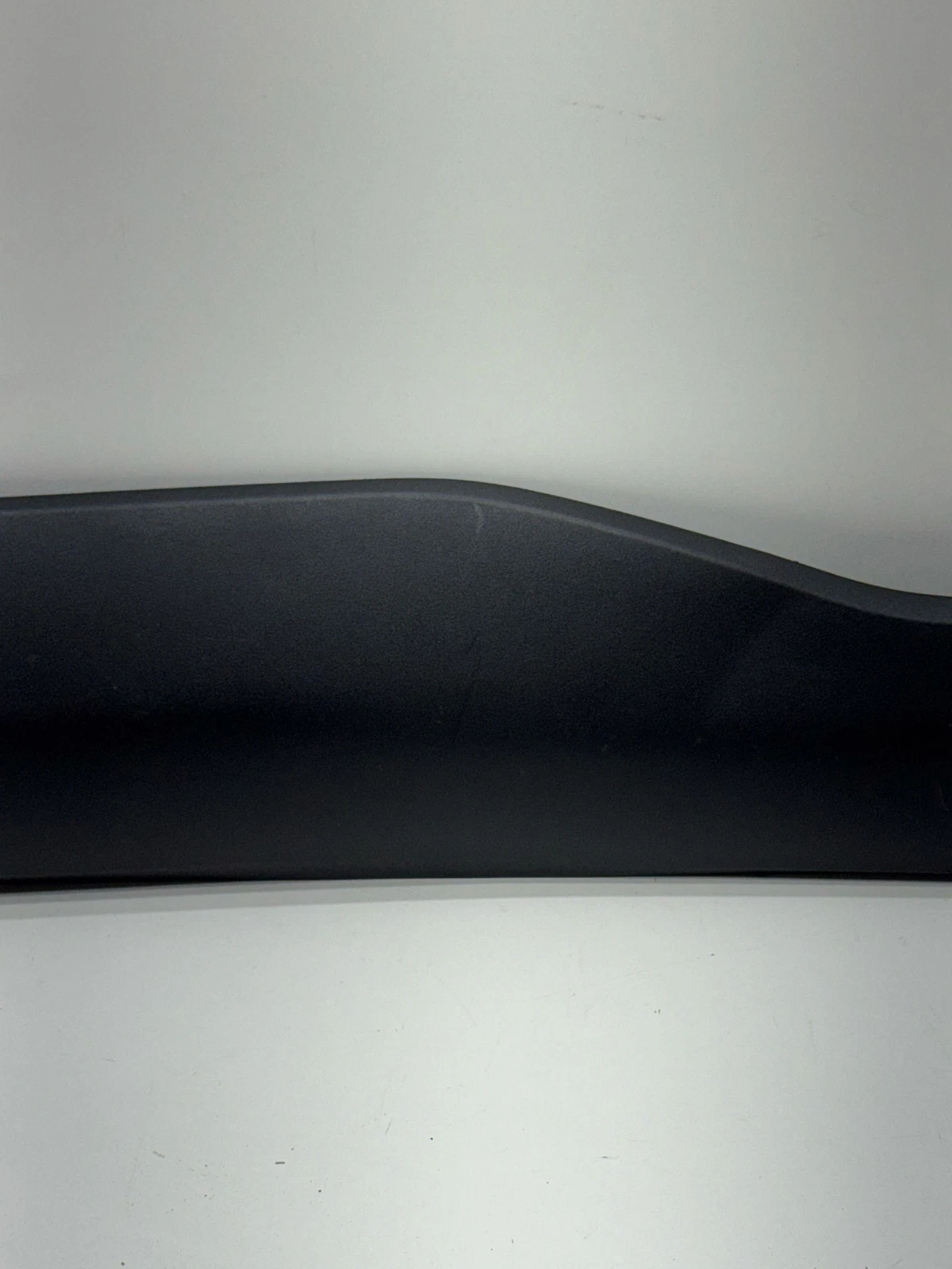 22-2024 TOYOTA COROLLA CROSS REAR LEFT DRIVER DOOR LOWER MOLDING OEM 750780A041 - Image 4