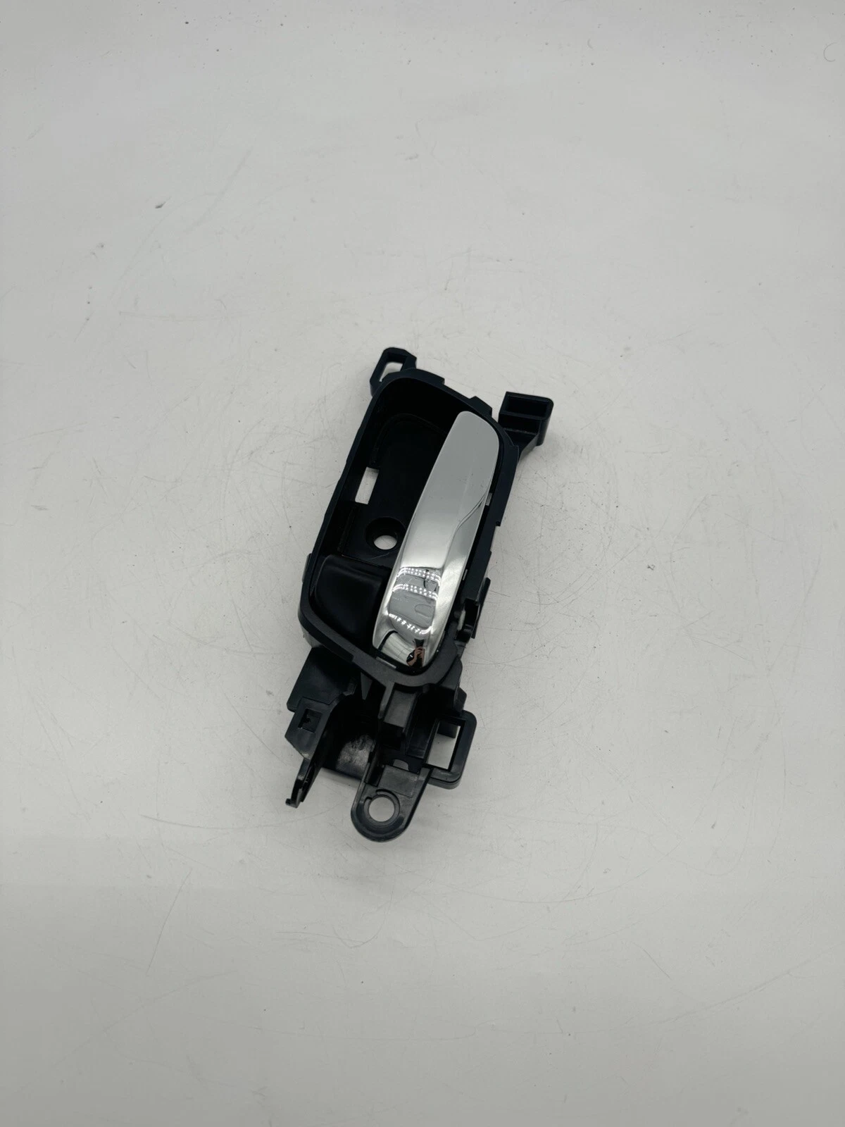 2017 HONDA ACCORD INNER DOOR HANDLE BLACK HOUSING WITH CHROME DRIVER SIDE OEM - Image 5
