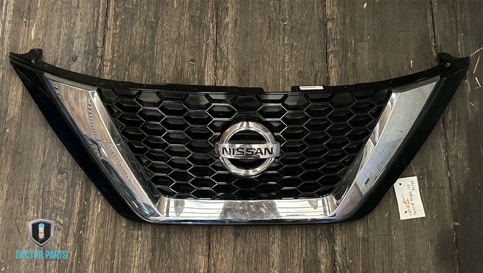 2019 - 2024 NISSAN MURANO FRONT BUMPER GRILLE COVER PANEL OEM 623109UF0A