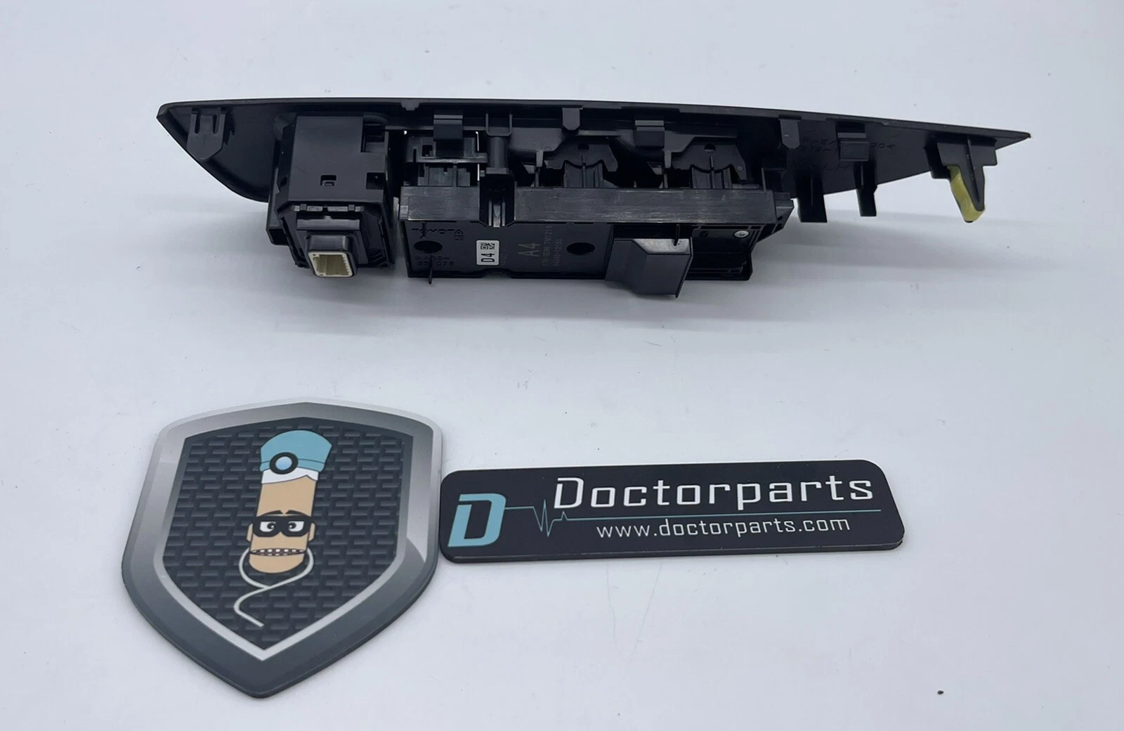 2014-2018 Toyota Corolla Driver Left Door Master Power Window Switch M8MV4 - Image 5