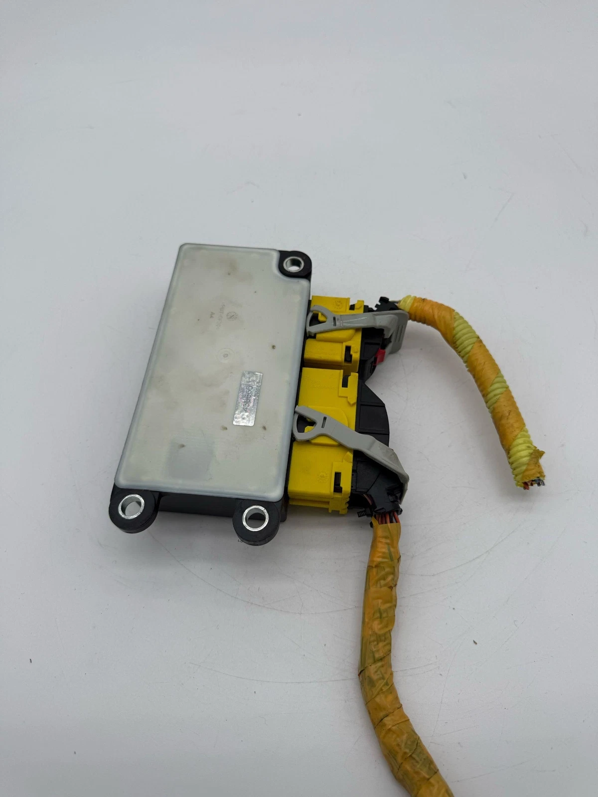 2018-2020 CHEVROLET SONIC CONTROL UNIT MODULE 13507992 OEM - Image 5