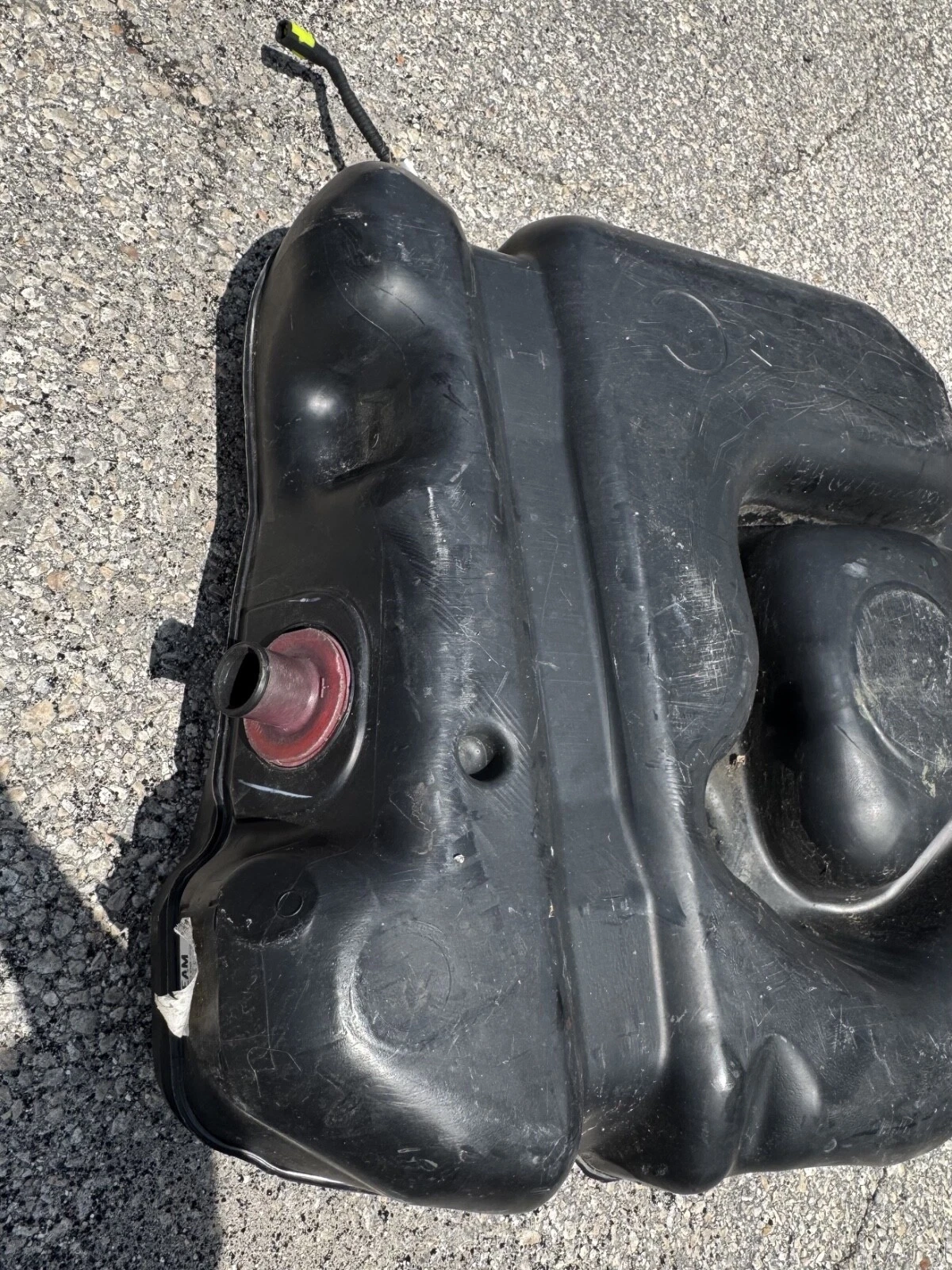2014-2018 TOYOTA COROLLA SEDAN FUEL TANK ASSEMBLY OEM S7111-02590 - Image 12